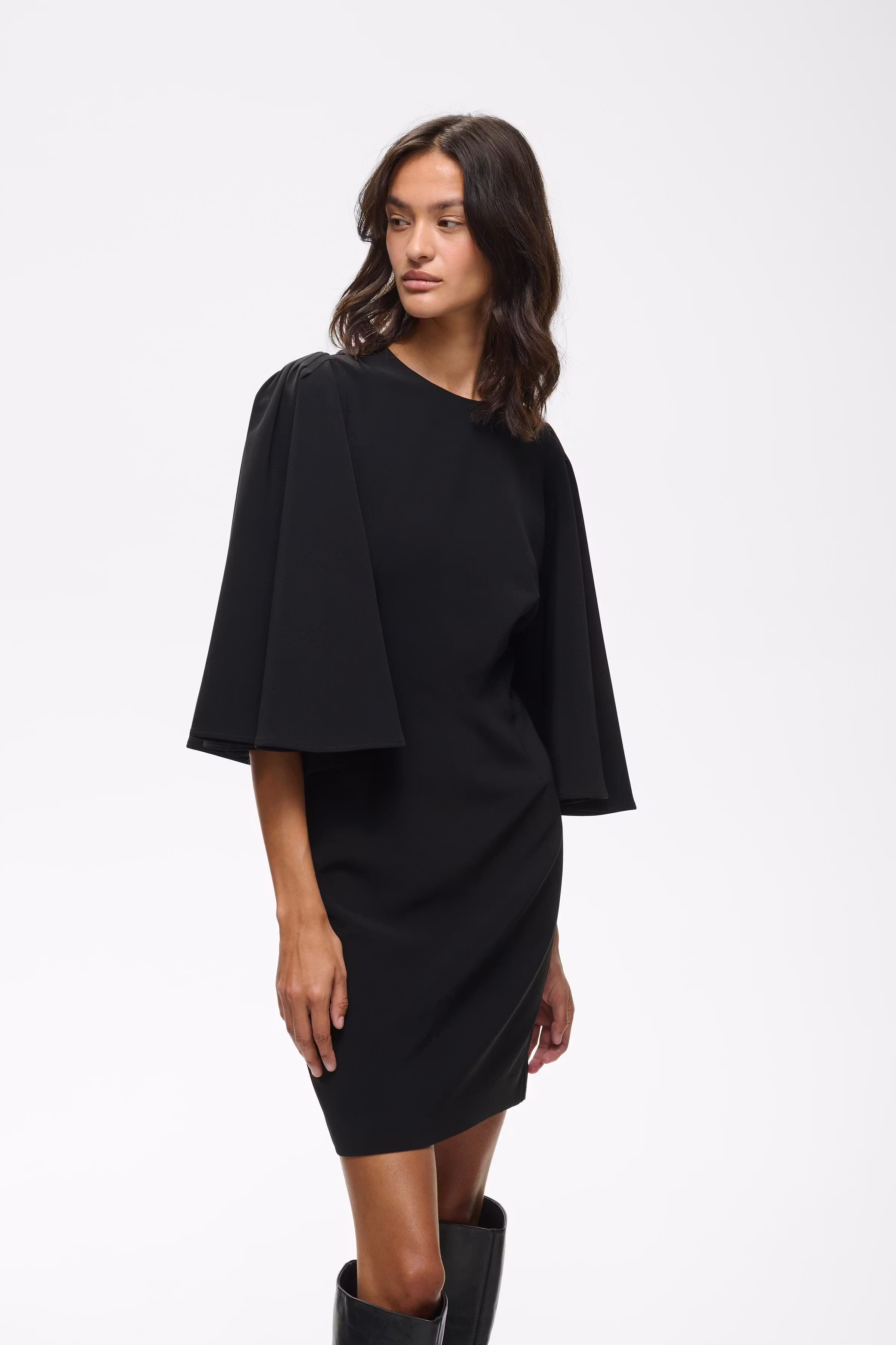 CORBINNEIW Dress LOOKBOOK FRONT 30112910-194008