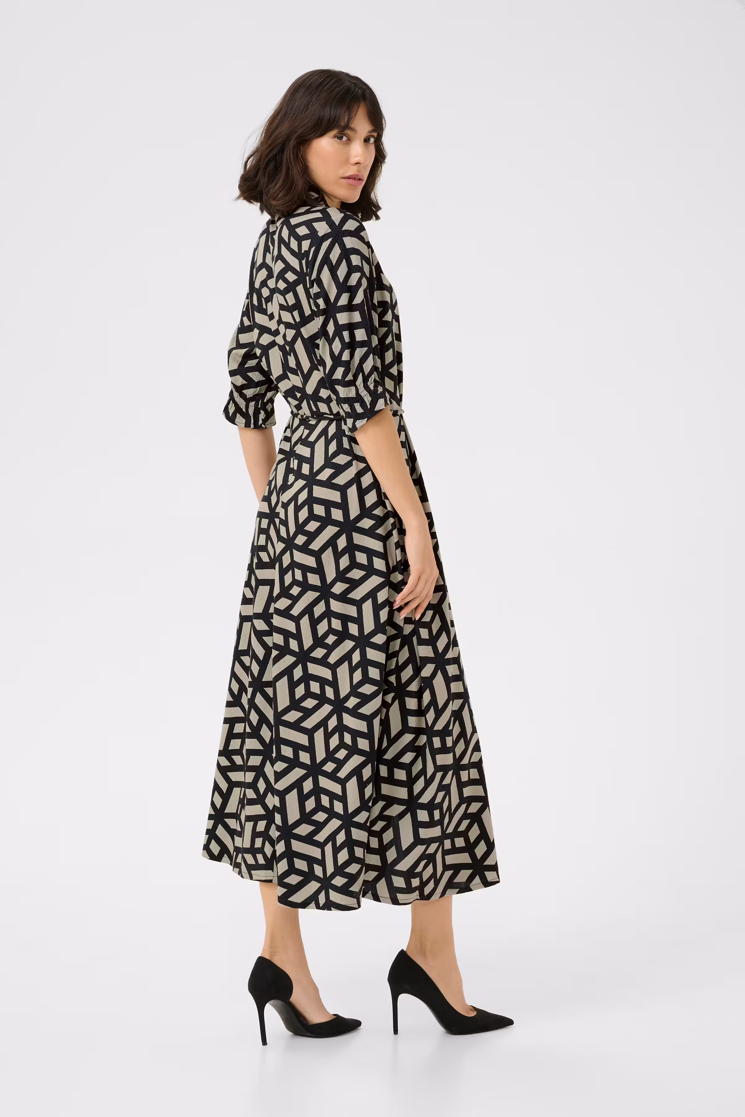 KAveronica Kjole LOOKBOOK BACK 10510188-107809