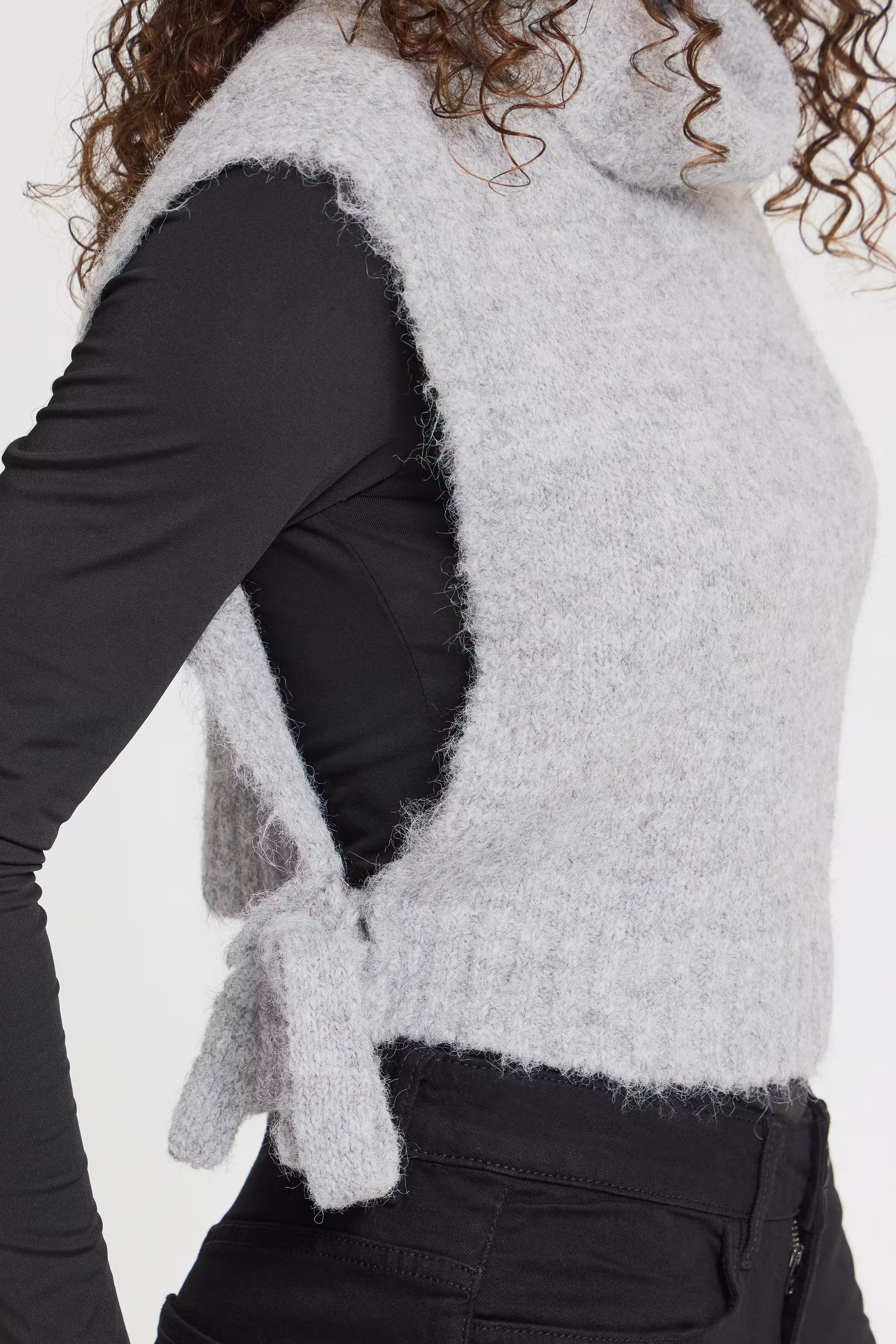 IANALA Poncho LOOKBOOK DETAIL 20126885-900002730