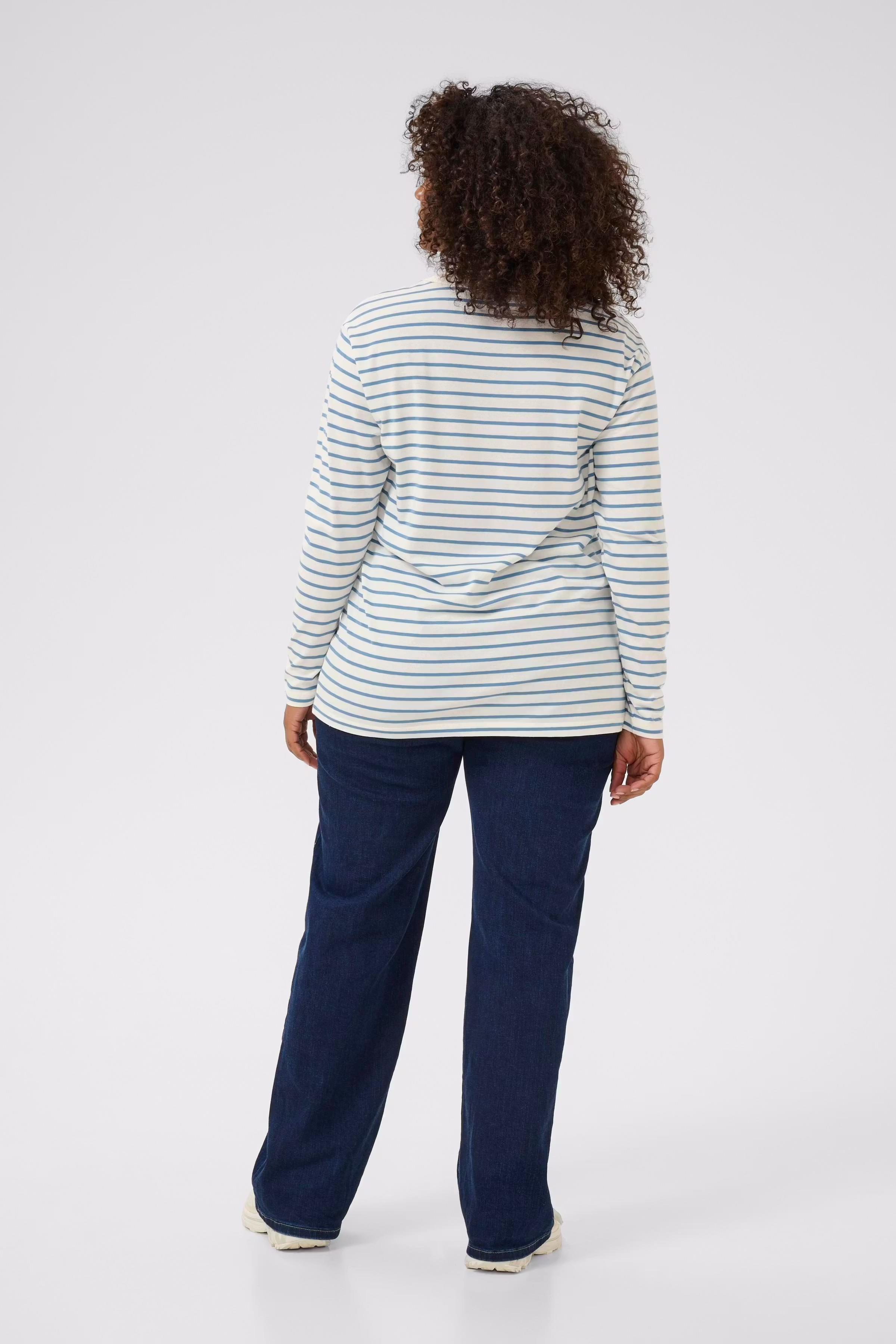 KCwinni Striped Blouse LOOKBOOK BACK 10581775-108465