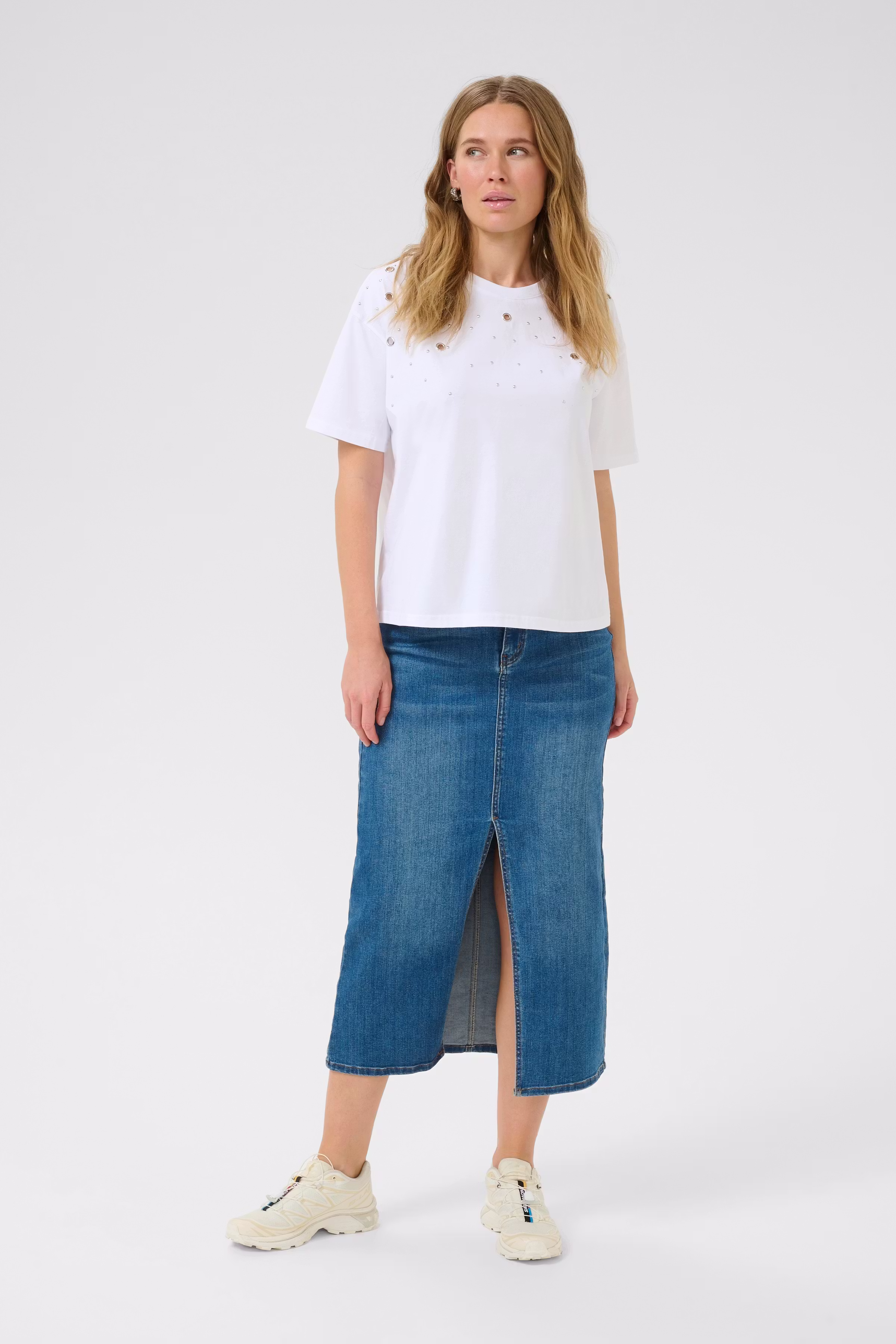 KAcleo T-shirt LOOKBOOK FRONT 10552462-110601