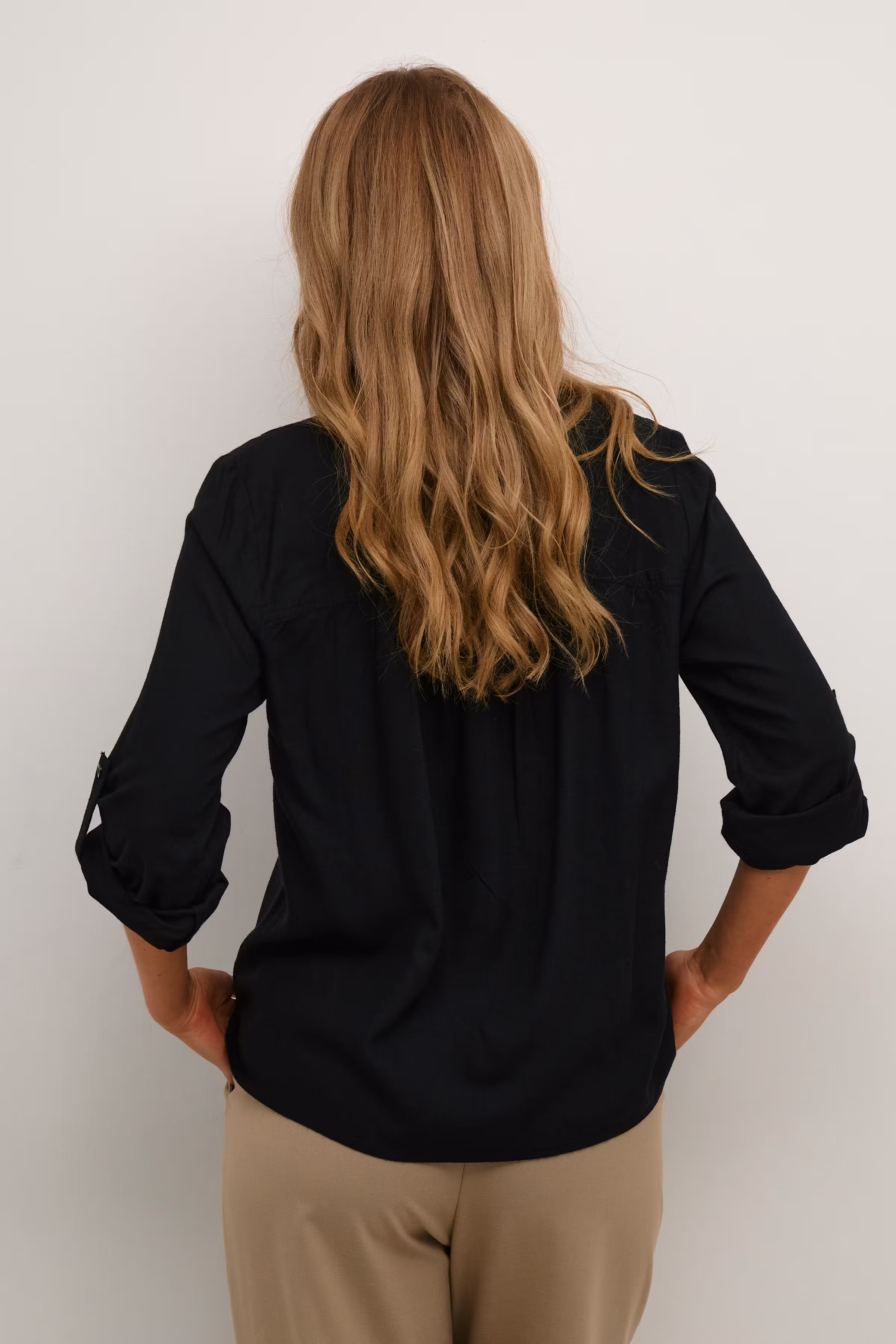 KAmilia Lin bluse LOOKBOOK BACK 10508313-100121