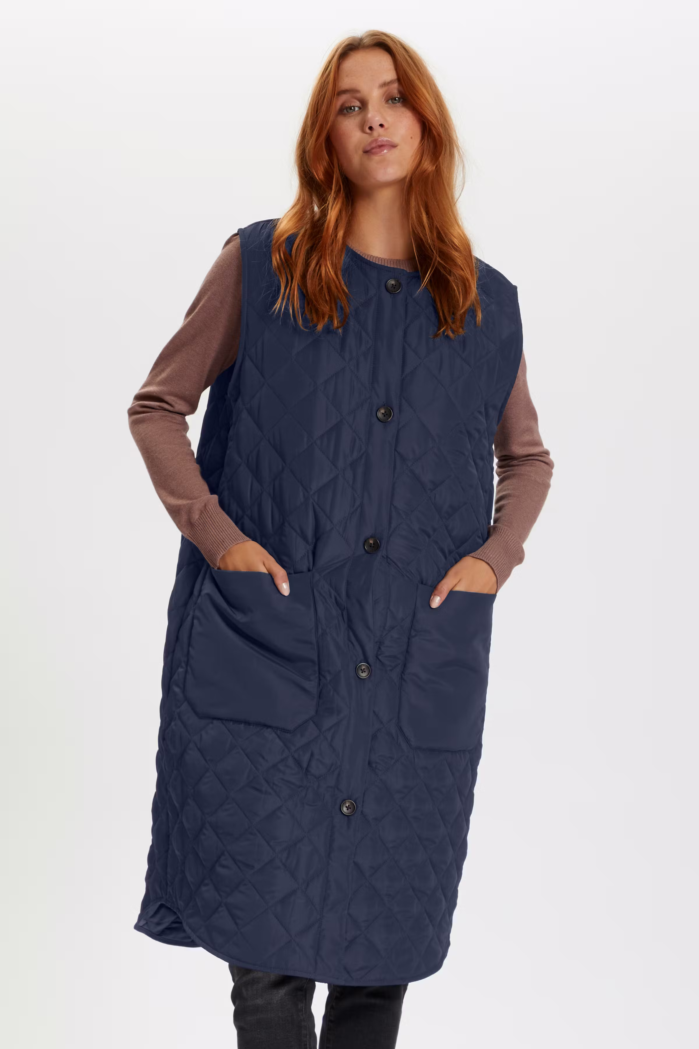 DiaraSZ Warme Weste LOOKBOOK FRONT 30511463-193713