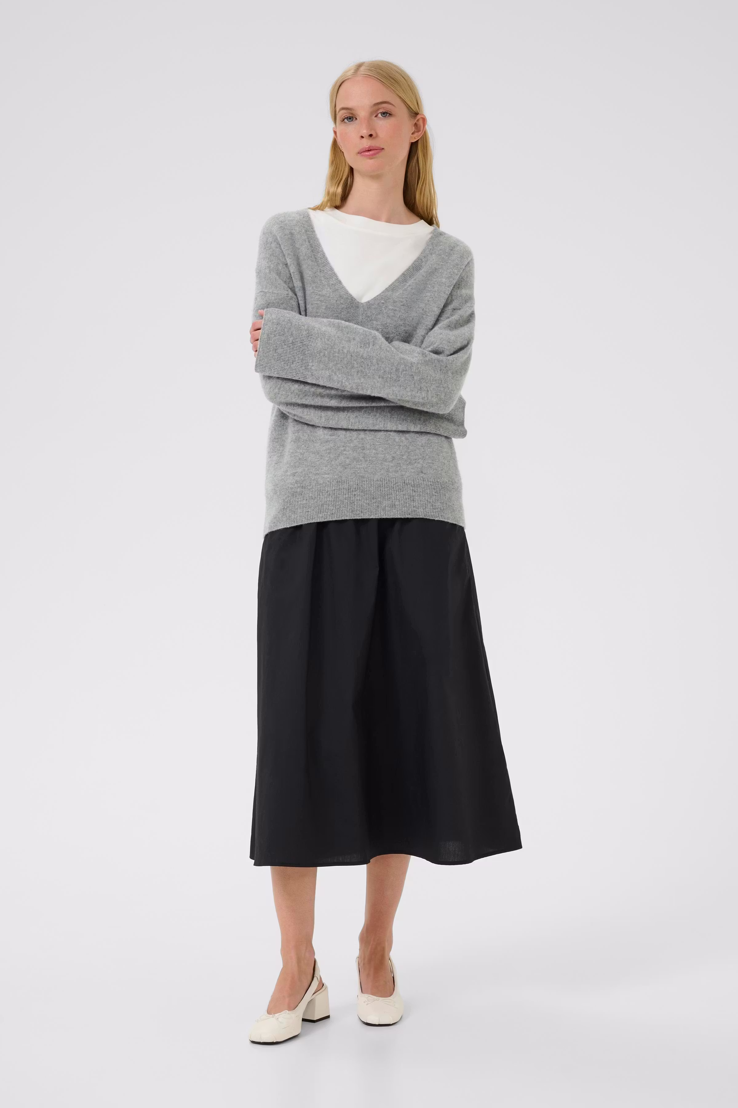 KBAnemone Pullover in 100% wool LOOKBOOK FRONT 10105773-103702