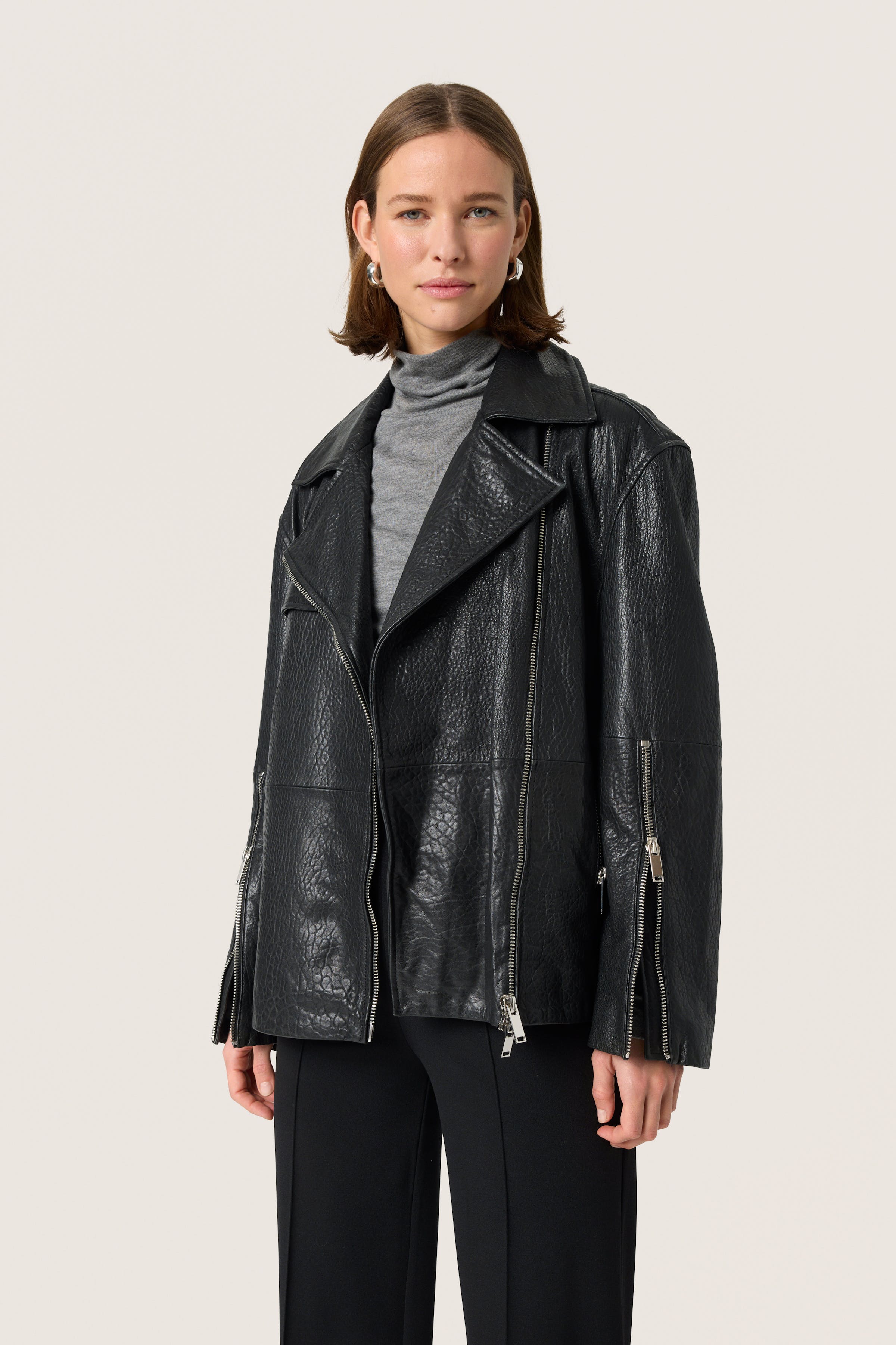 SLGinnie Leather jacket LOOKBOOK FRONT 30408277-194008