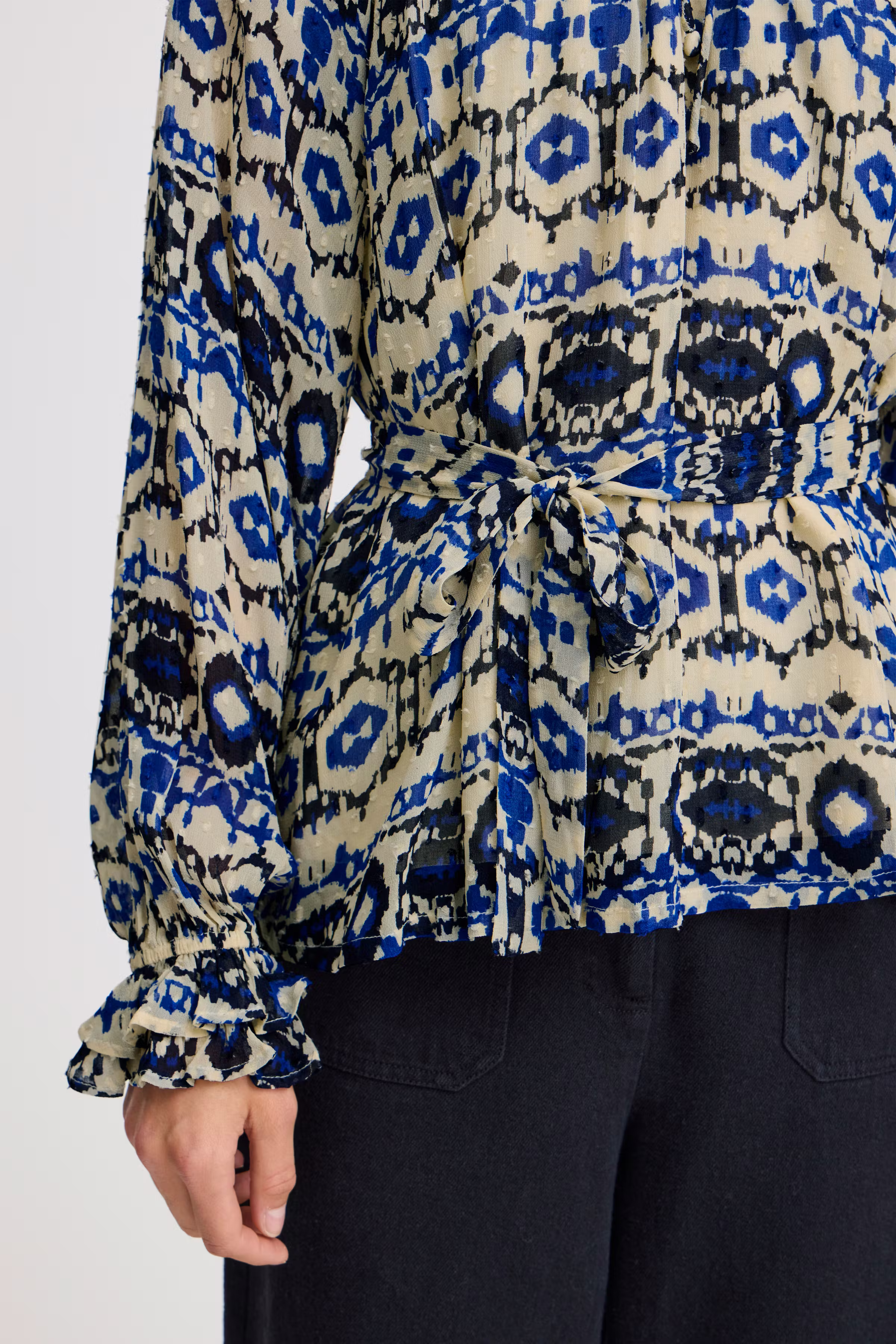 IRMARLA Bluse LOOKBOOK DETAIL 20121272-203115