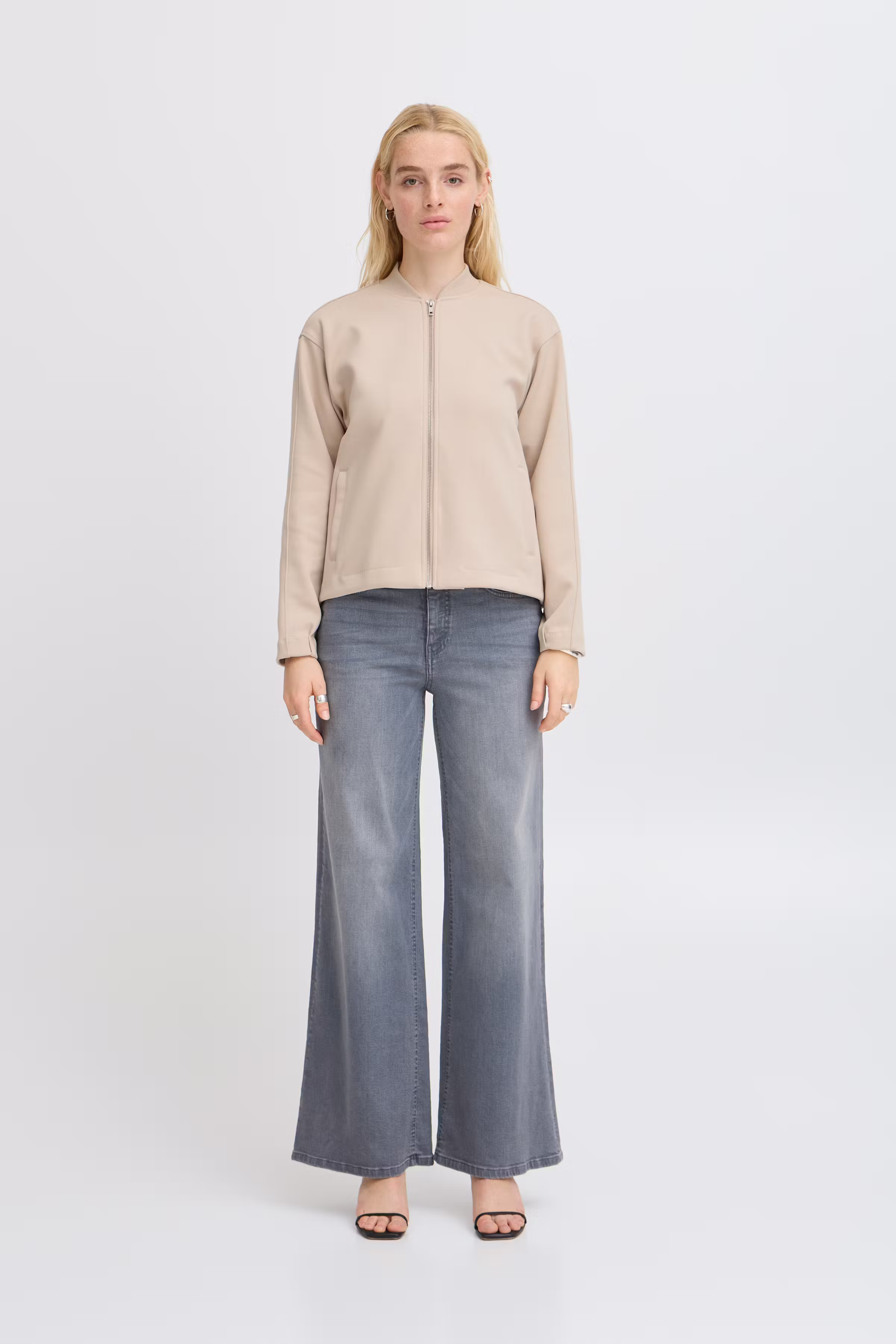 IHKATE Jas LOOKBOOK FRONT 20122548-151308