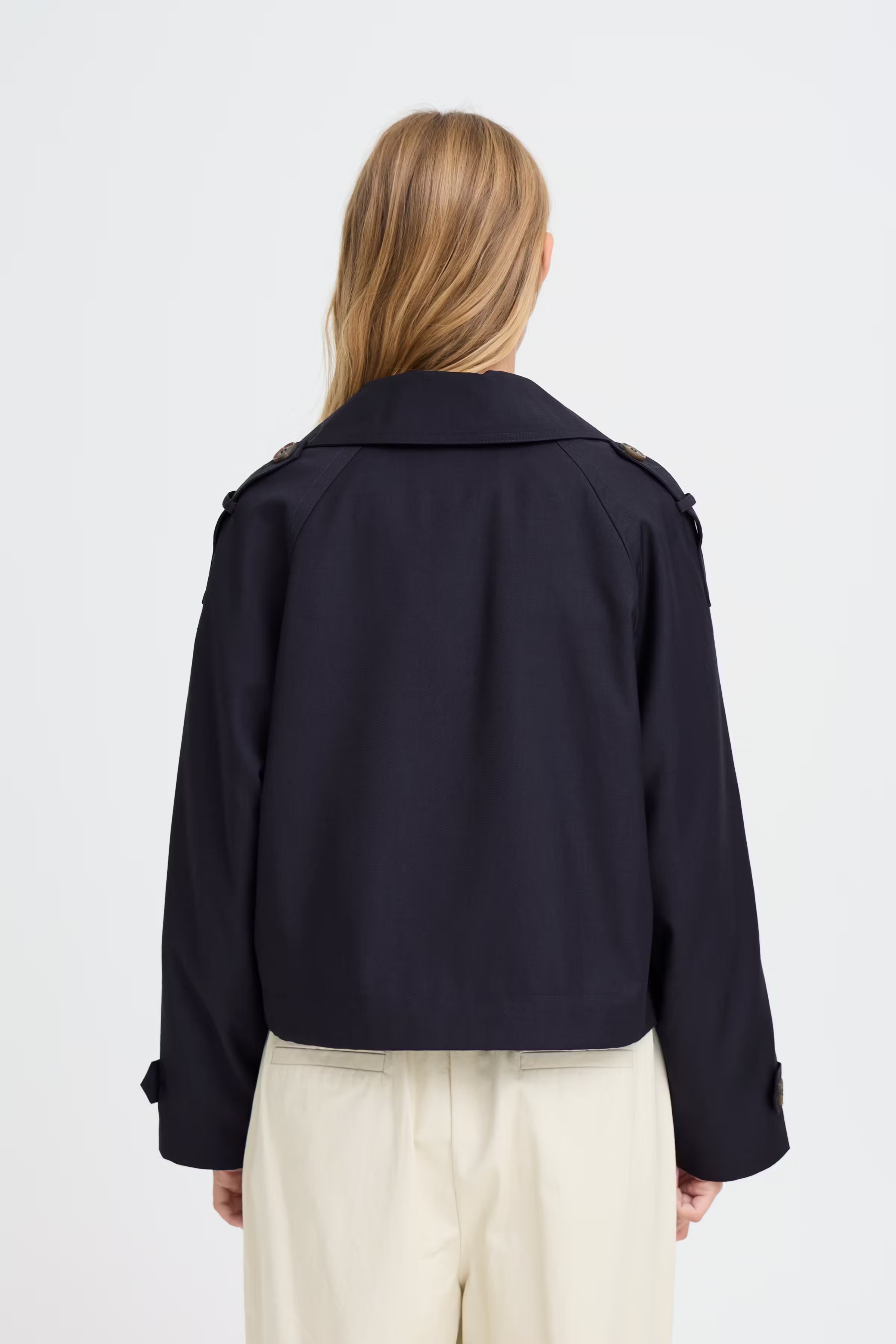 IHEPARZA Jacke LOOKBOOK BACK 20122214-194013