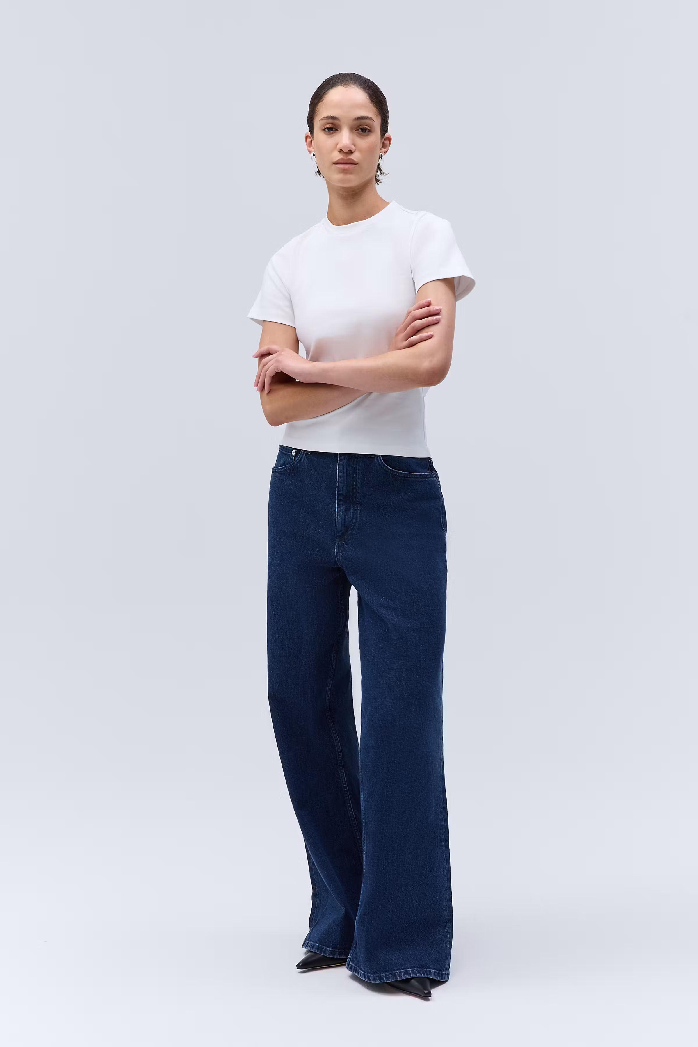 IOFeliciana Top LOOKBOOK FRONT 30600085-WH001