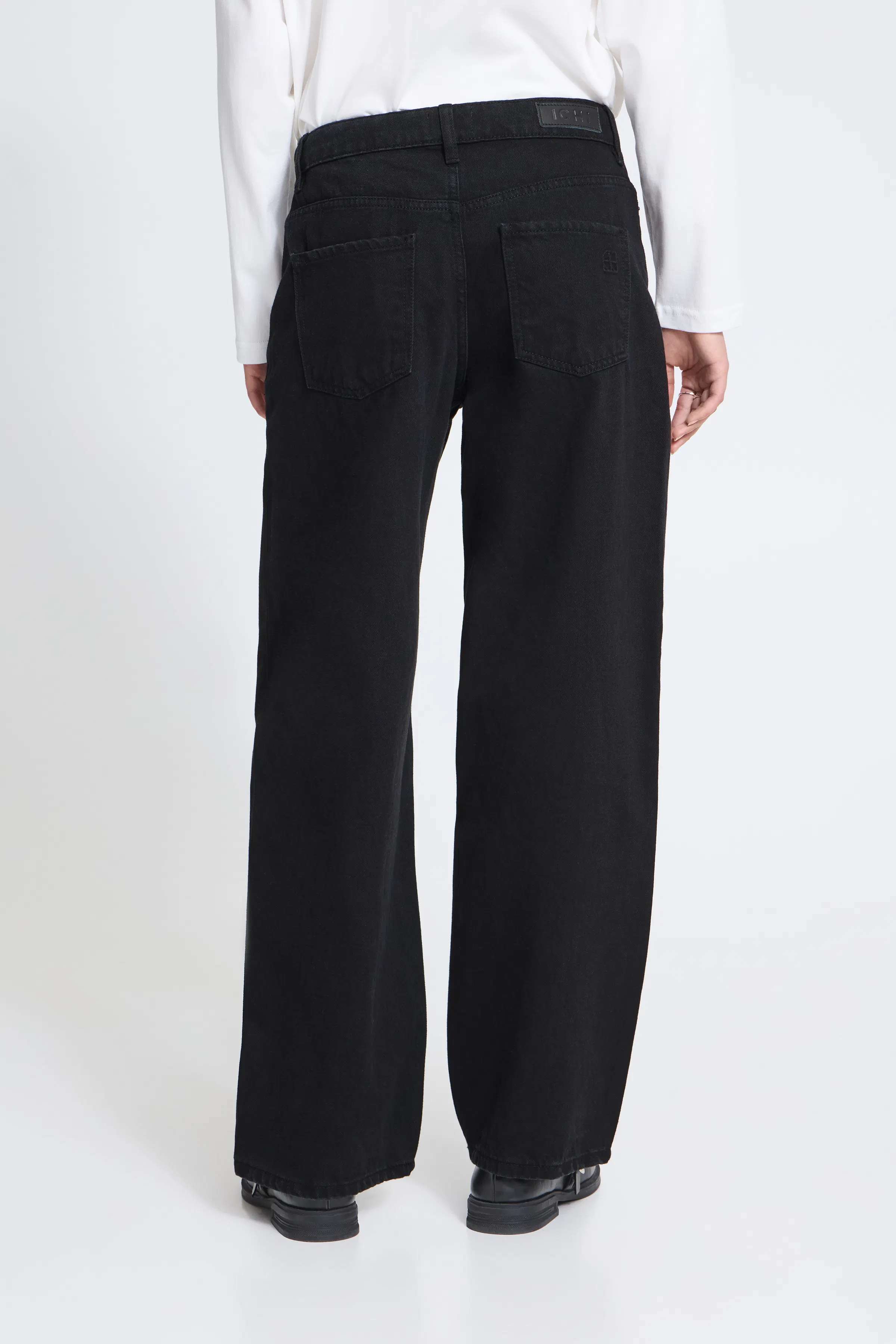 IHJULIA Jeans LOOKBOOK BACK 20126473-200341