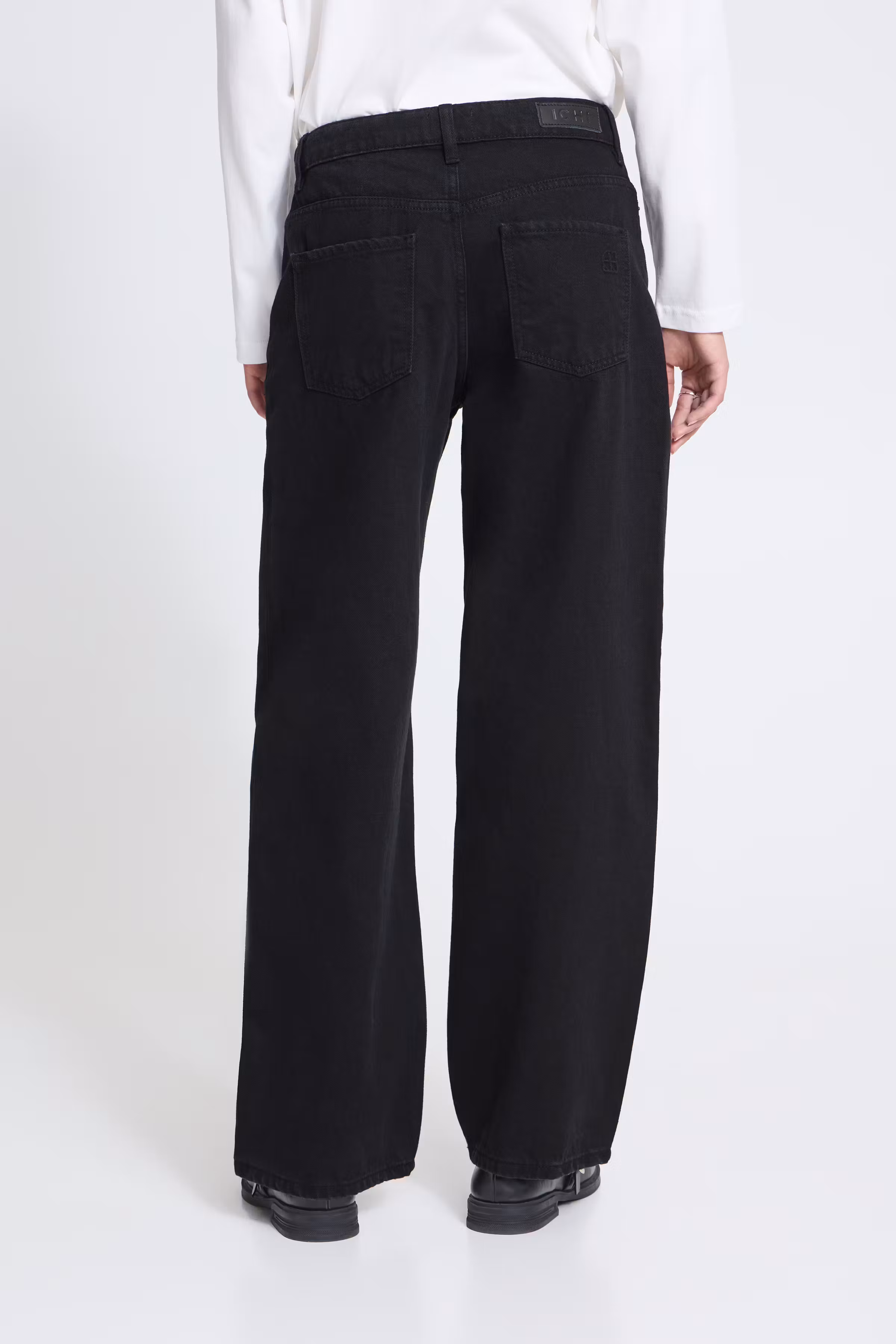IHJULIA Jeans LOOKBOOK BACK 20126473-200341