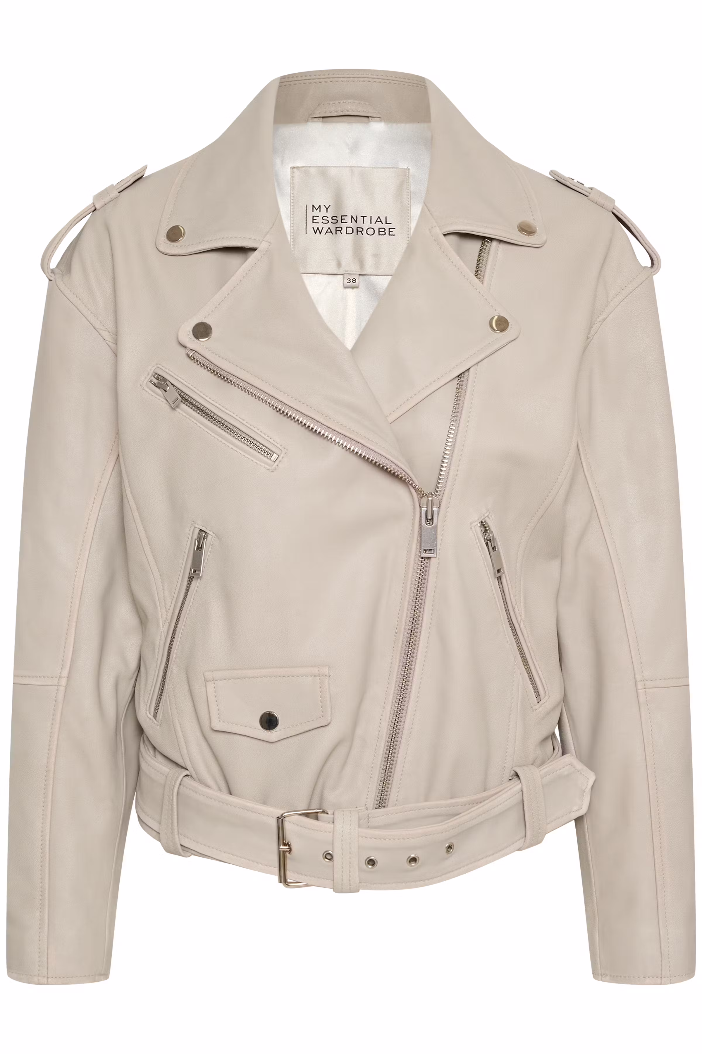 01 THE GILO LEATHER JACKET PACK FRONT 10704658-105687