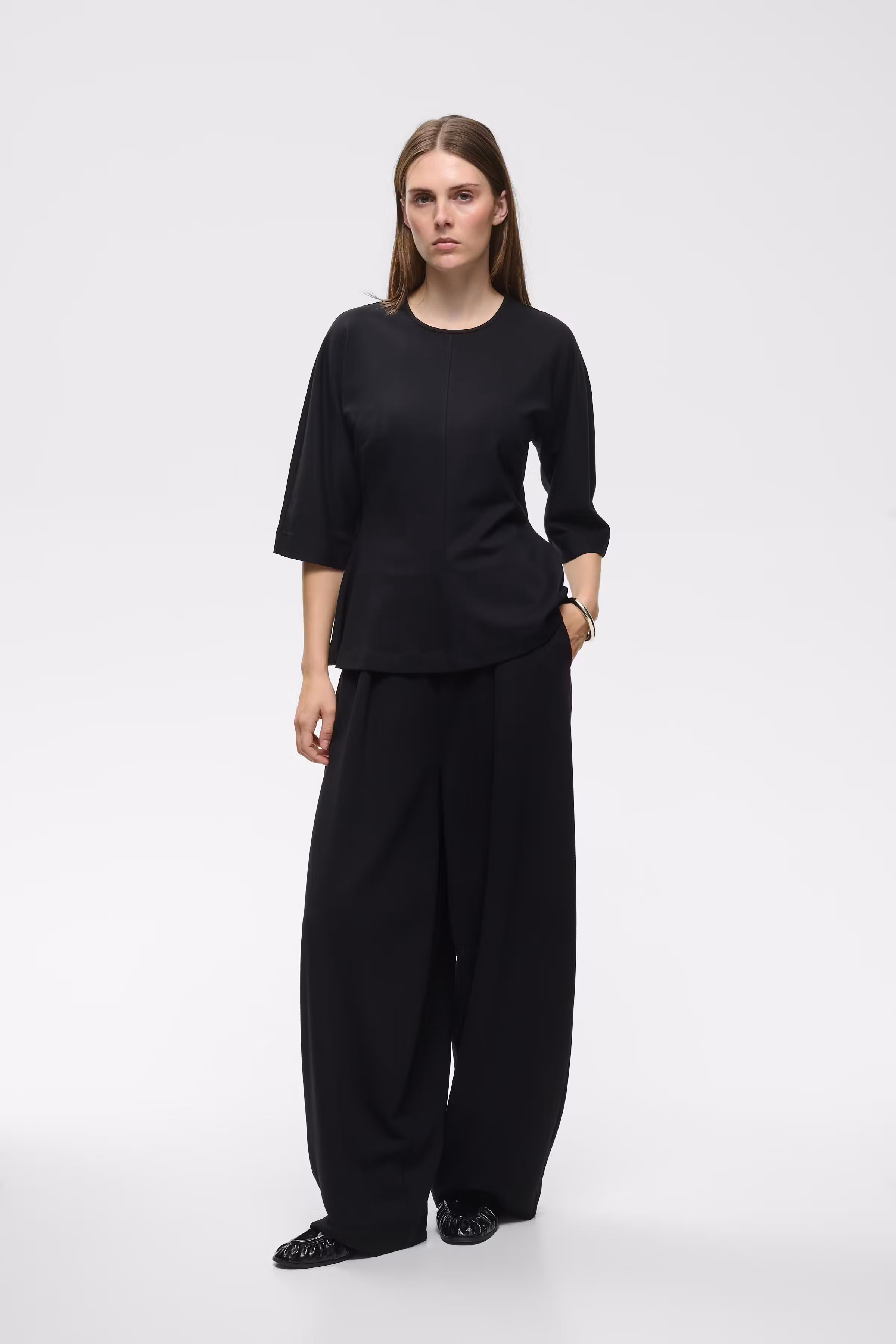 SyrrenaIW Byxor LOOKBOOK FRONT 30111443-194008
