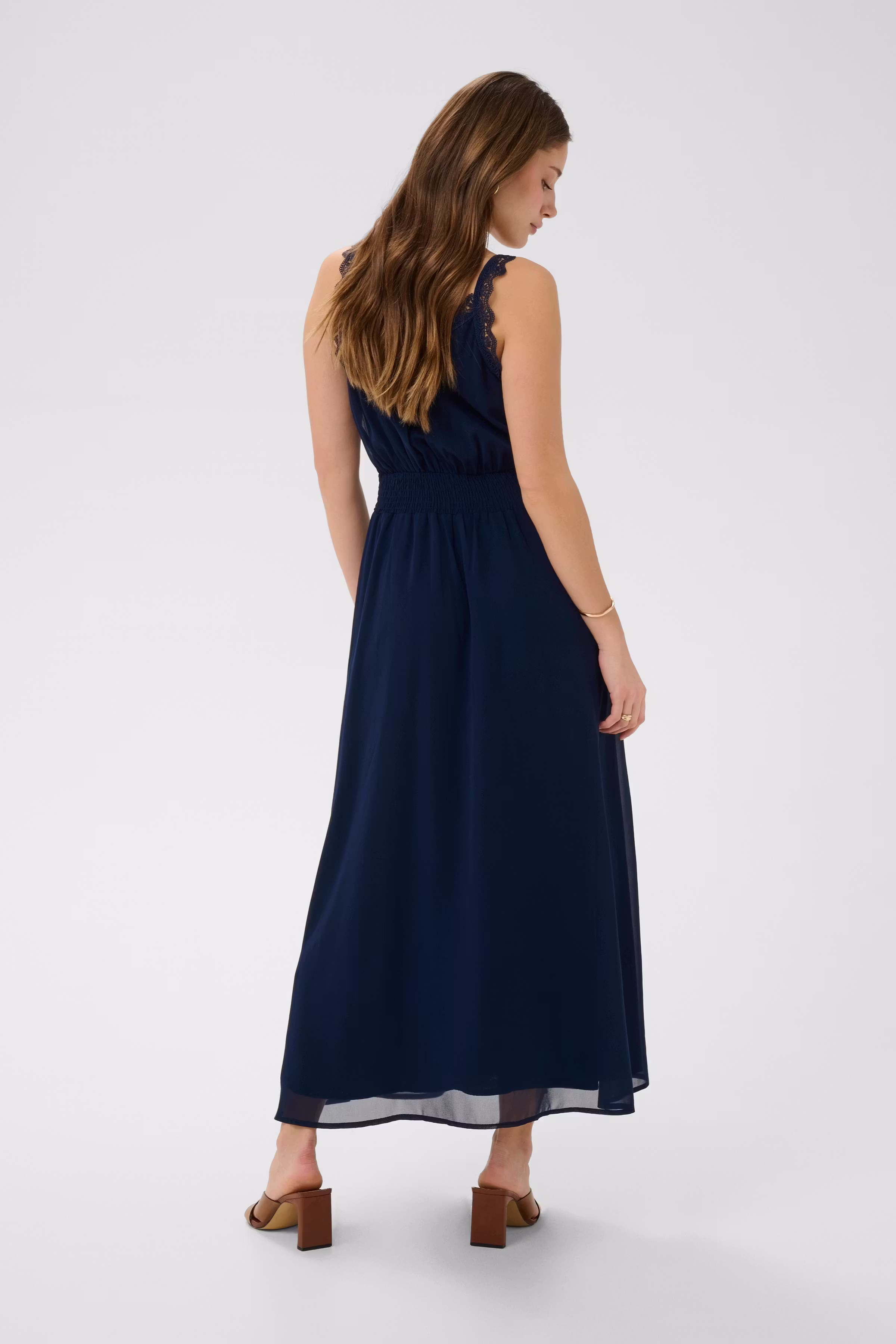 CRJessa Klänning LOOKBOOK BACK 10615458-193923