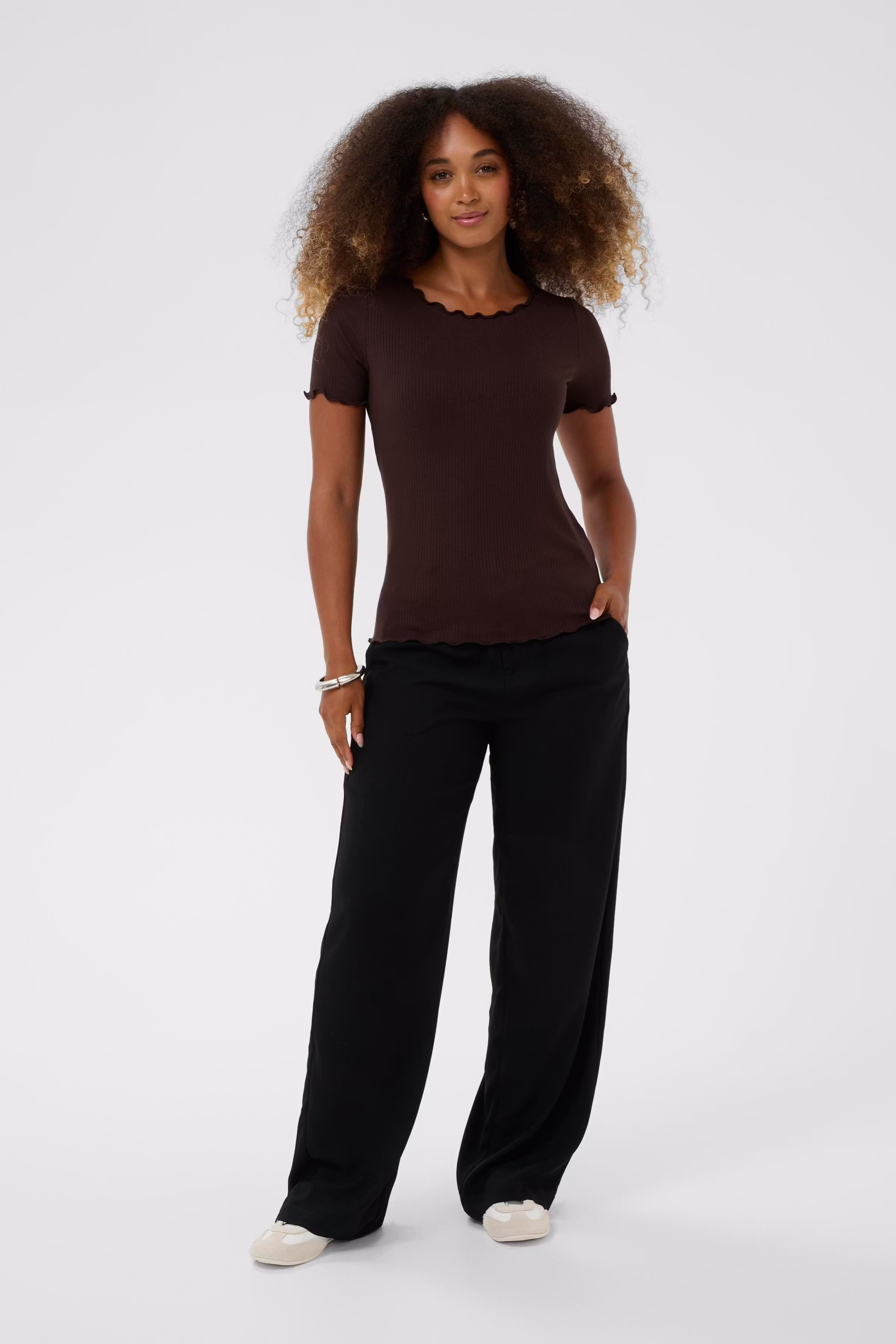 CRRibba T-shirt LOOKBOOK FRONT 10613207-191110