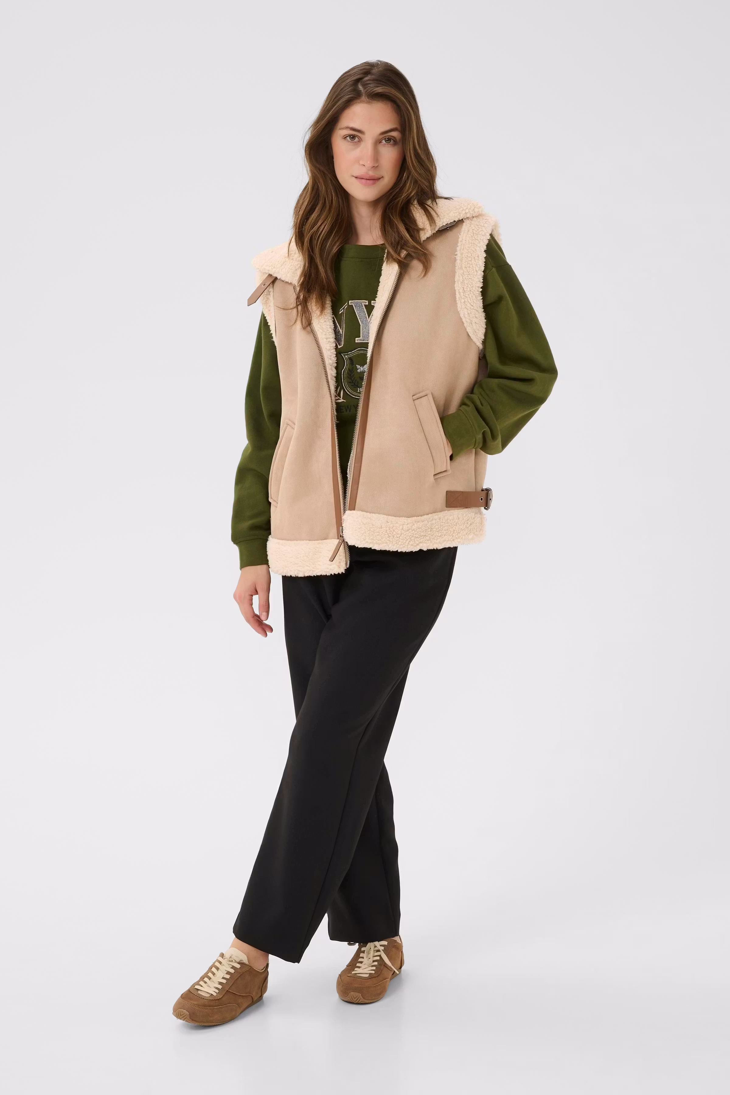 CRUma Varm väst LOOKBOOK FRONT 10614264-161407