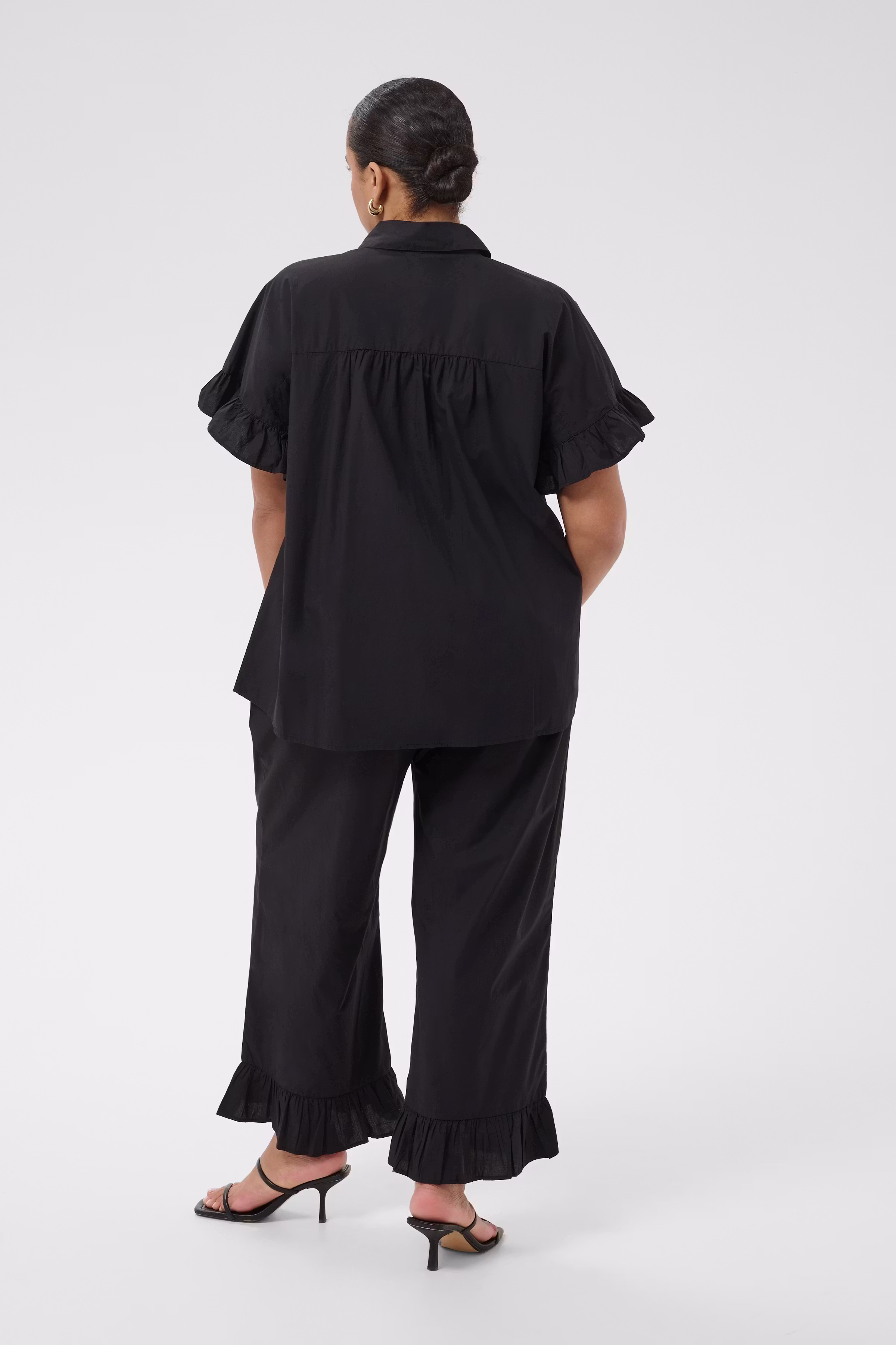 KCverona Shirt LOOKBOOK BACK 10584238-100121