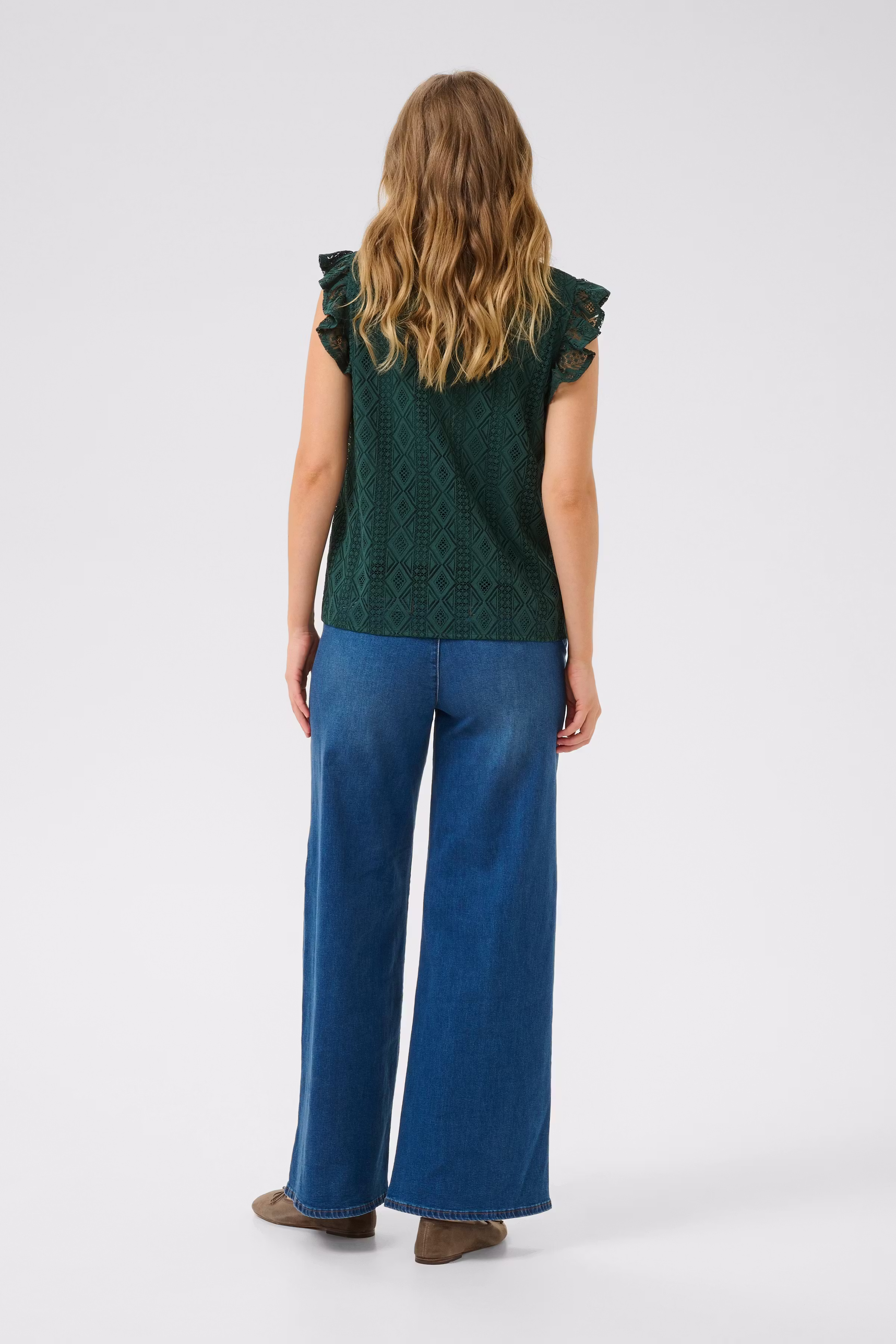 CRDanika Top LOOKBOOK BACK 10614206-195320