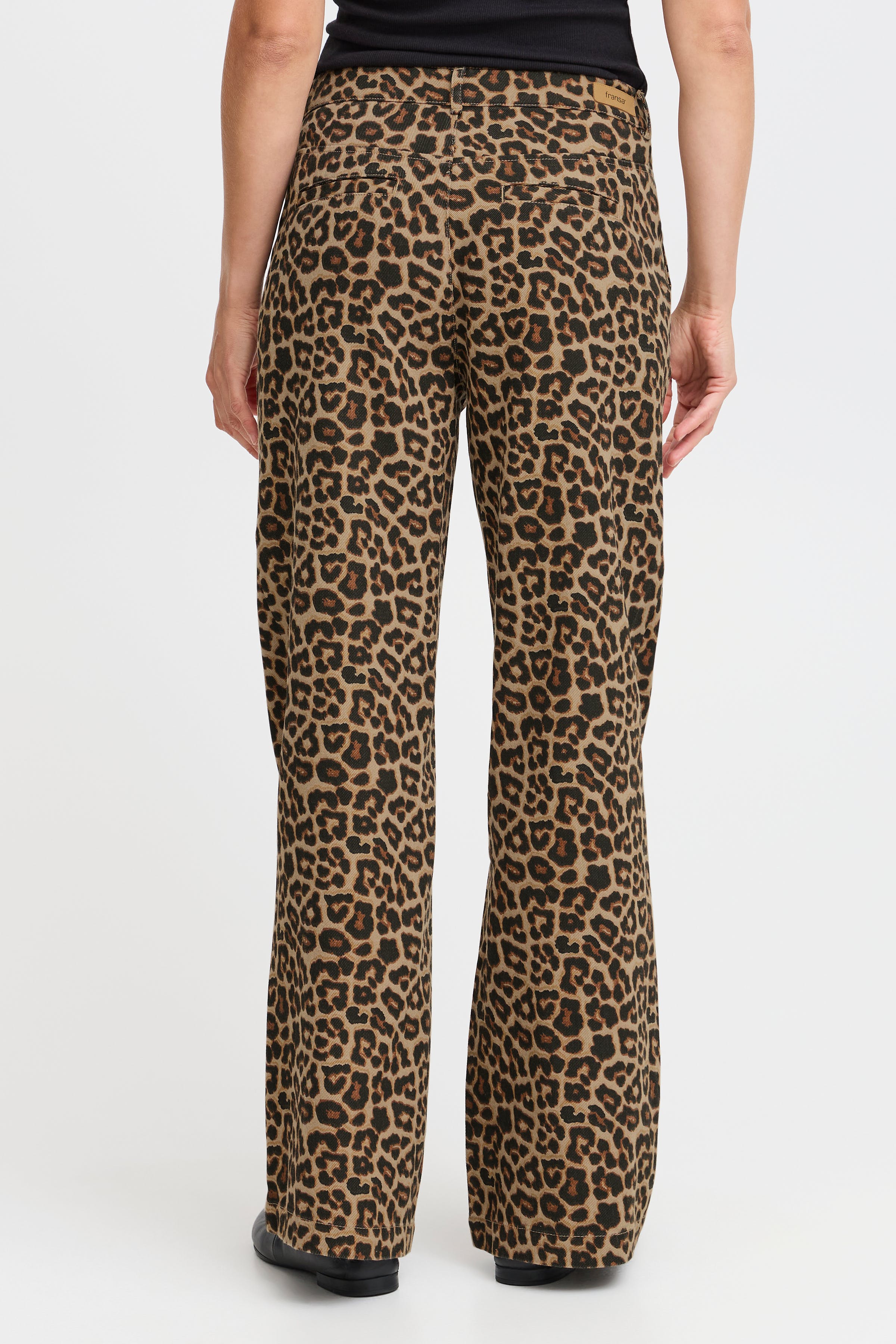 FXTWINNI Hose LOOKBOOK BACK 20616115-205123