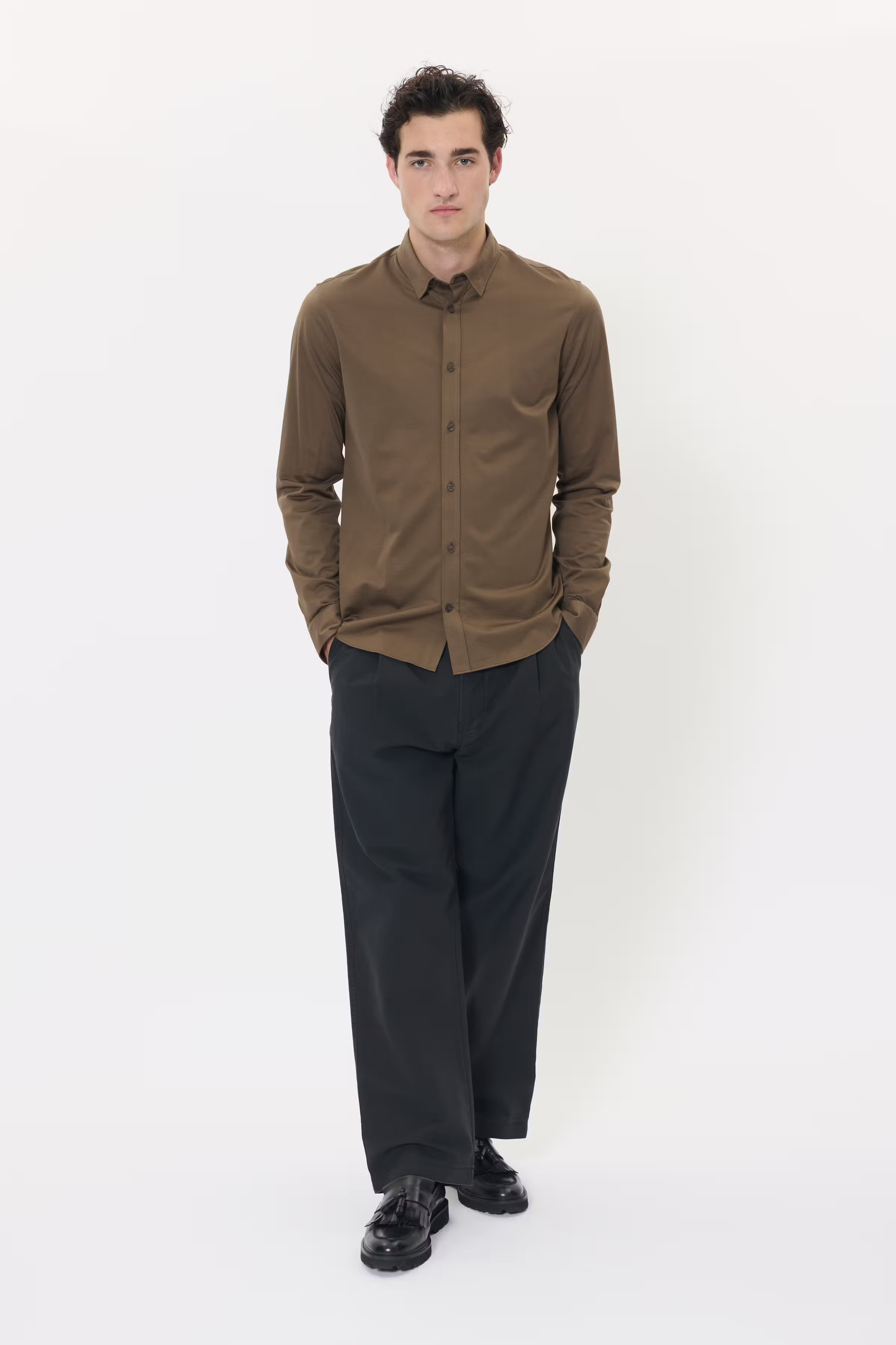 MAtrostol Skjorte LOOKBOOK FRONT 30205262-190820