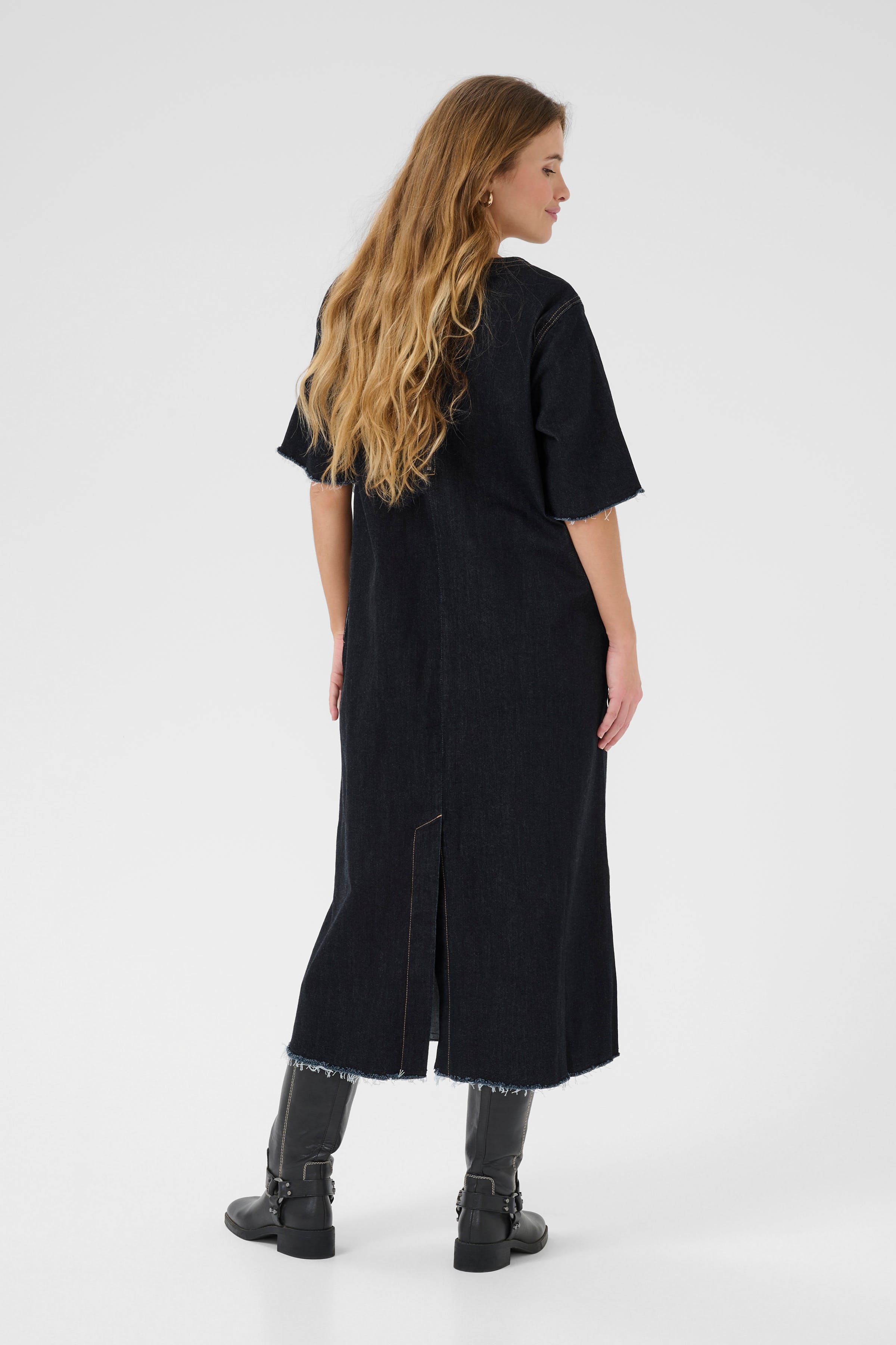 CUamy Klänning LOOKBOOK BACK 50112255-500119