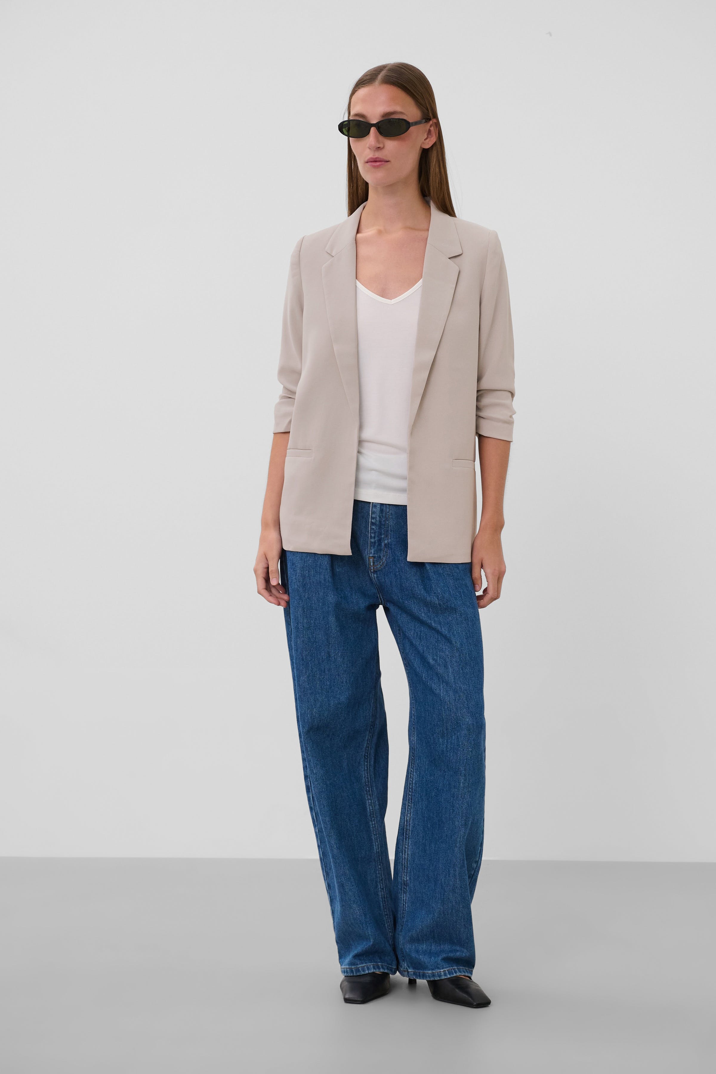 SLShirley Blazer LOOKBOOK FRONT 30403608-153800