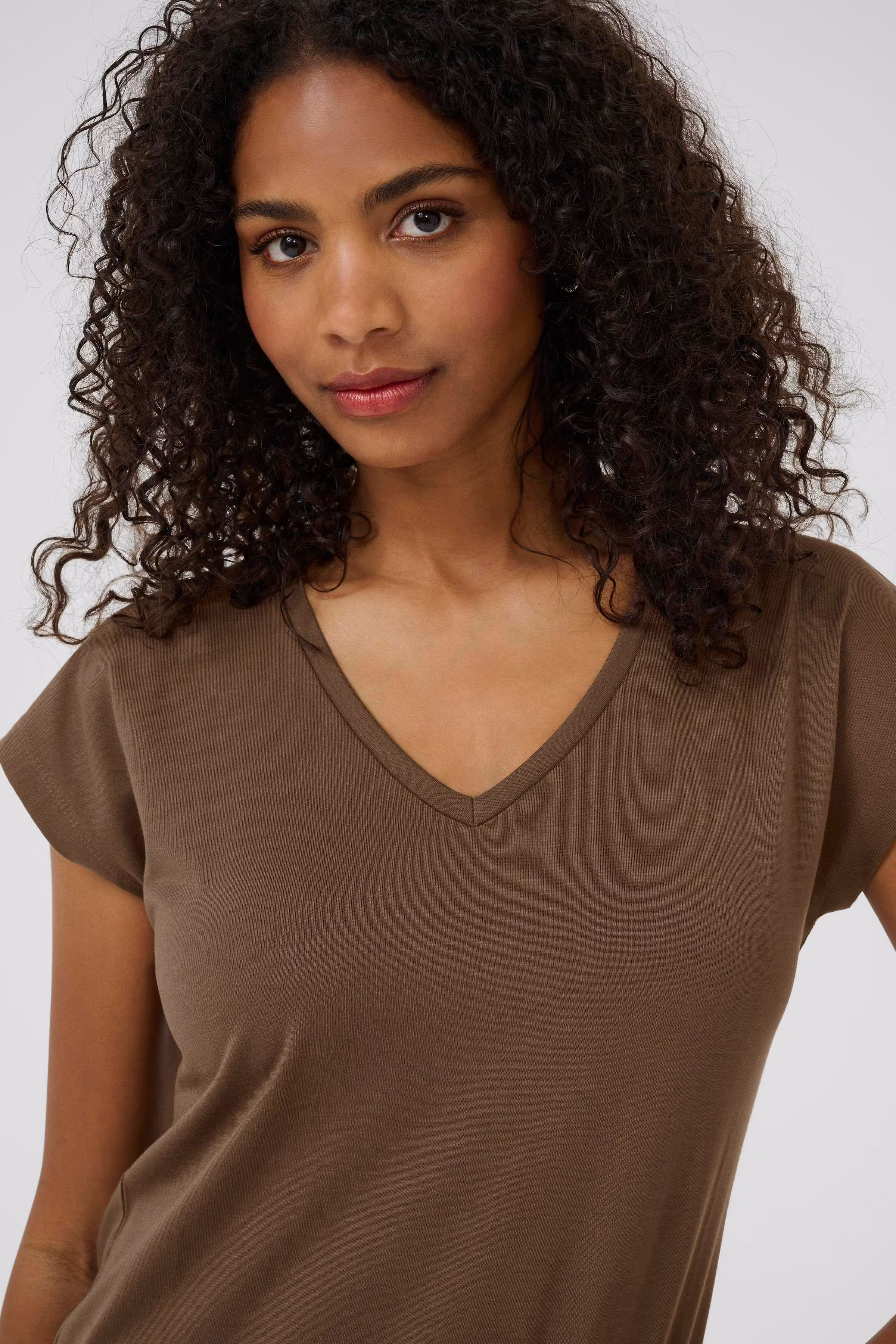 KAlise T-shirt LOOKBOOK DETAIL 10504040-191217