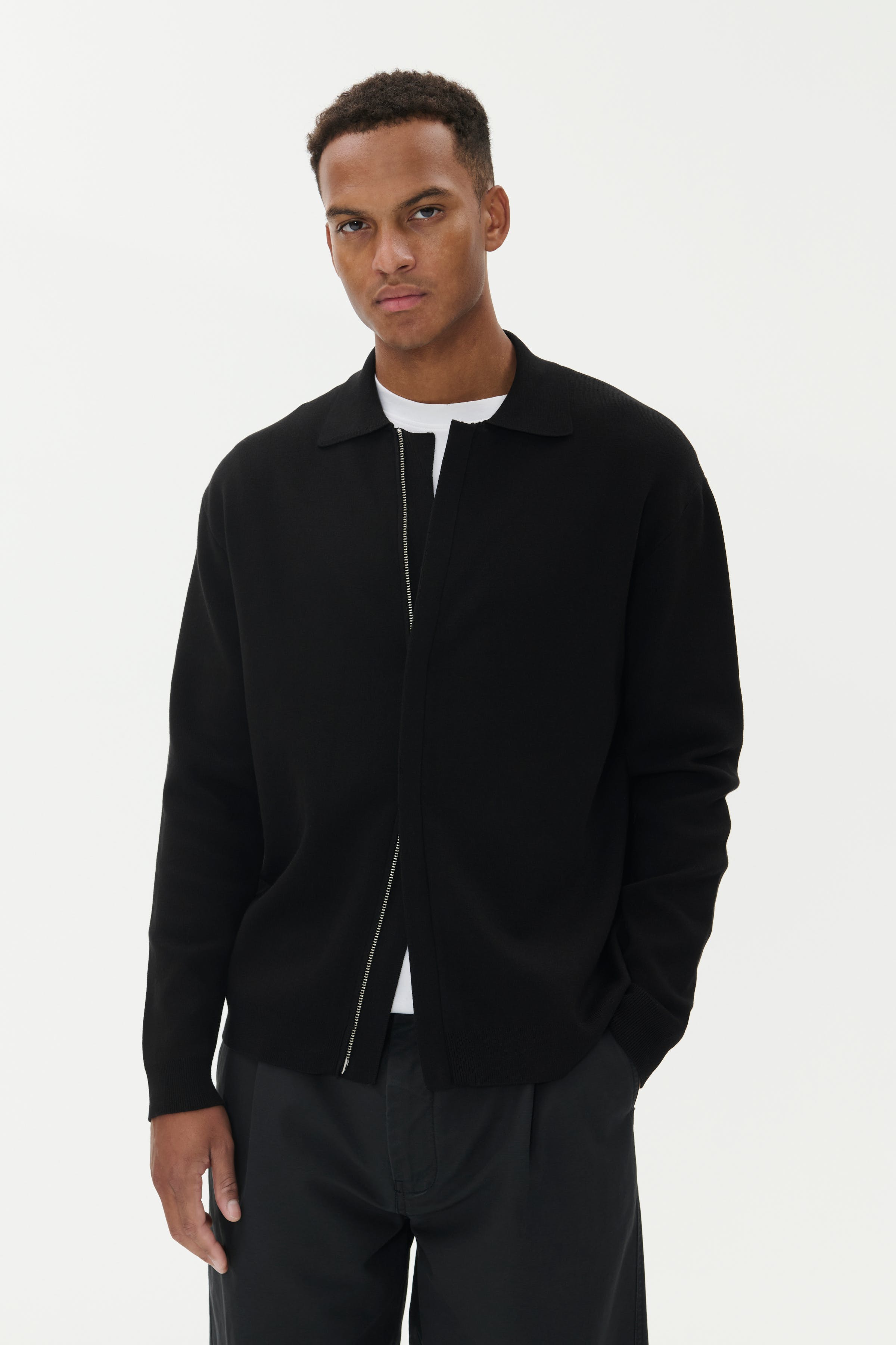 MAsantiago LOOKBOOK FRONT 30207804-300275