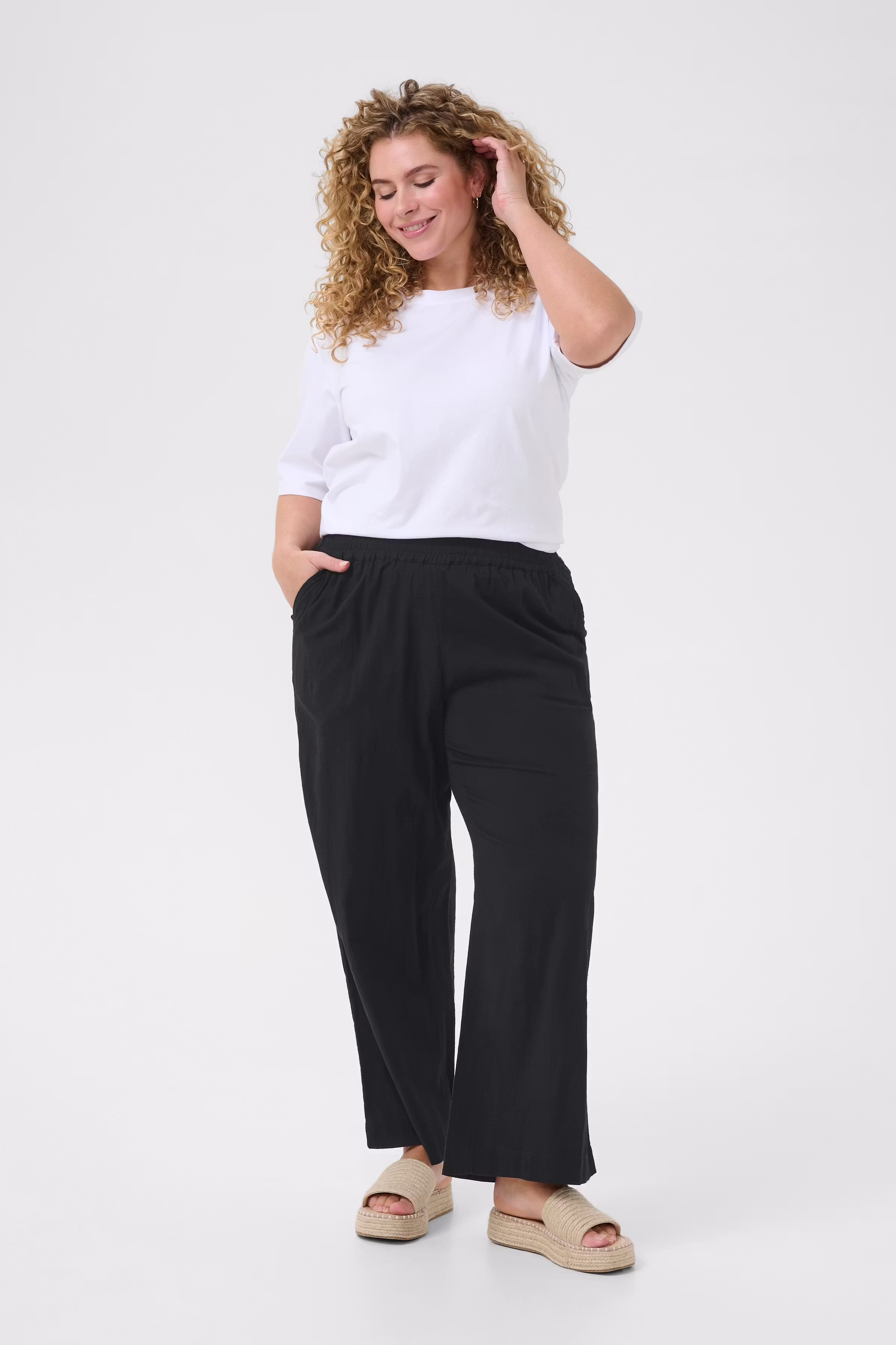 KCpaula Trousers LOOKBOOK FRONT 10582338-100121