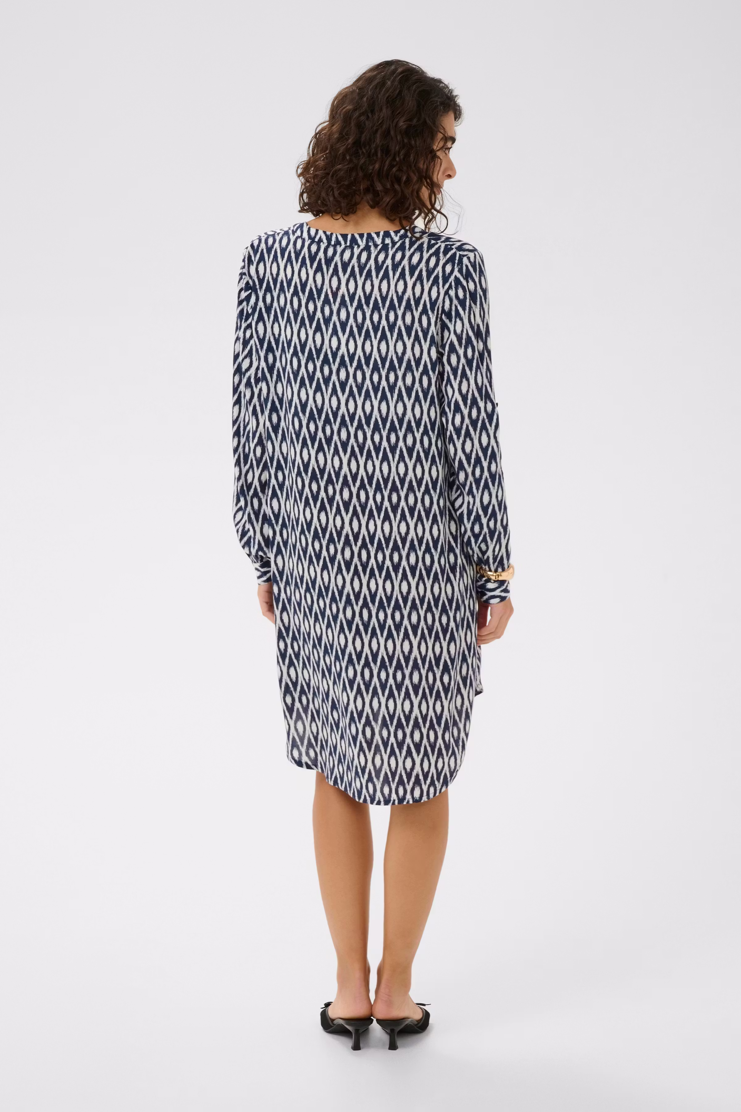 KAmarana Dress LOOKBOOK BACK 10551803-109245