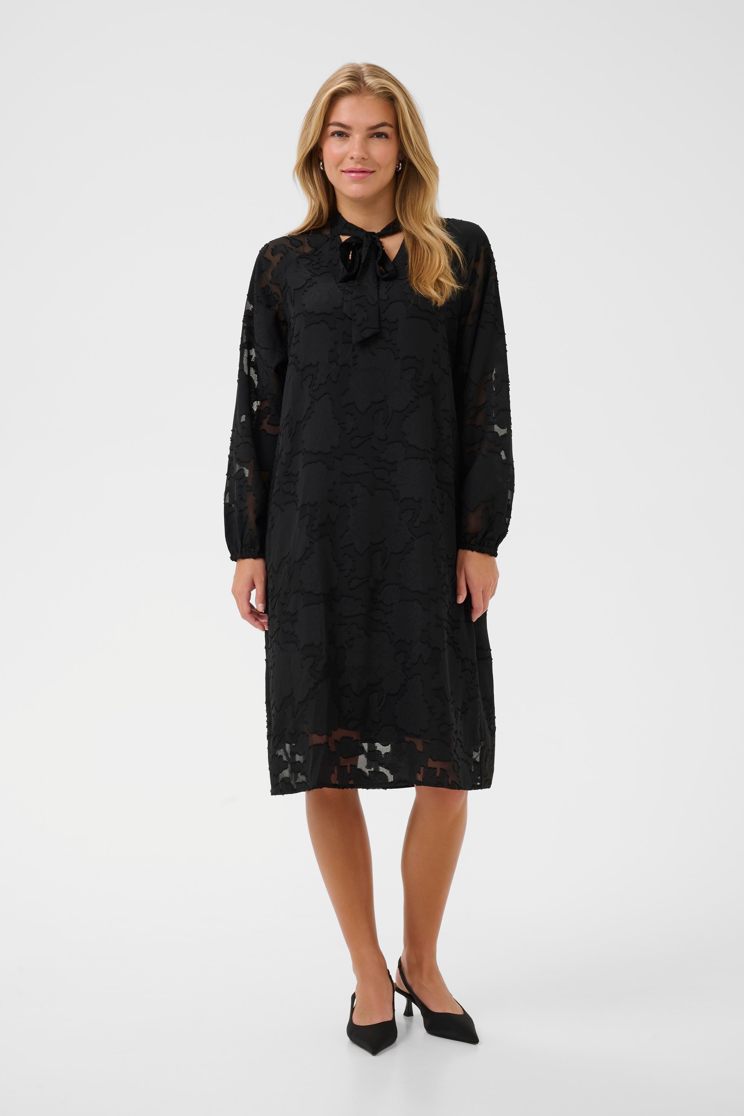 BPmiona Kjole LOOKBOOK FRONT 40200086-100121