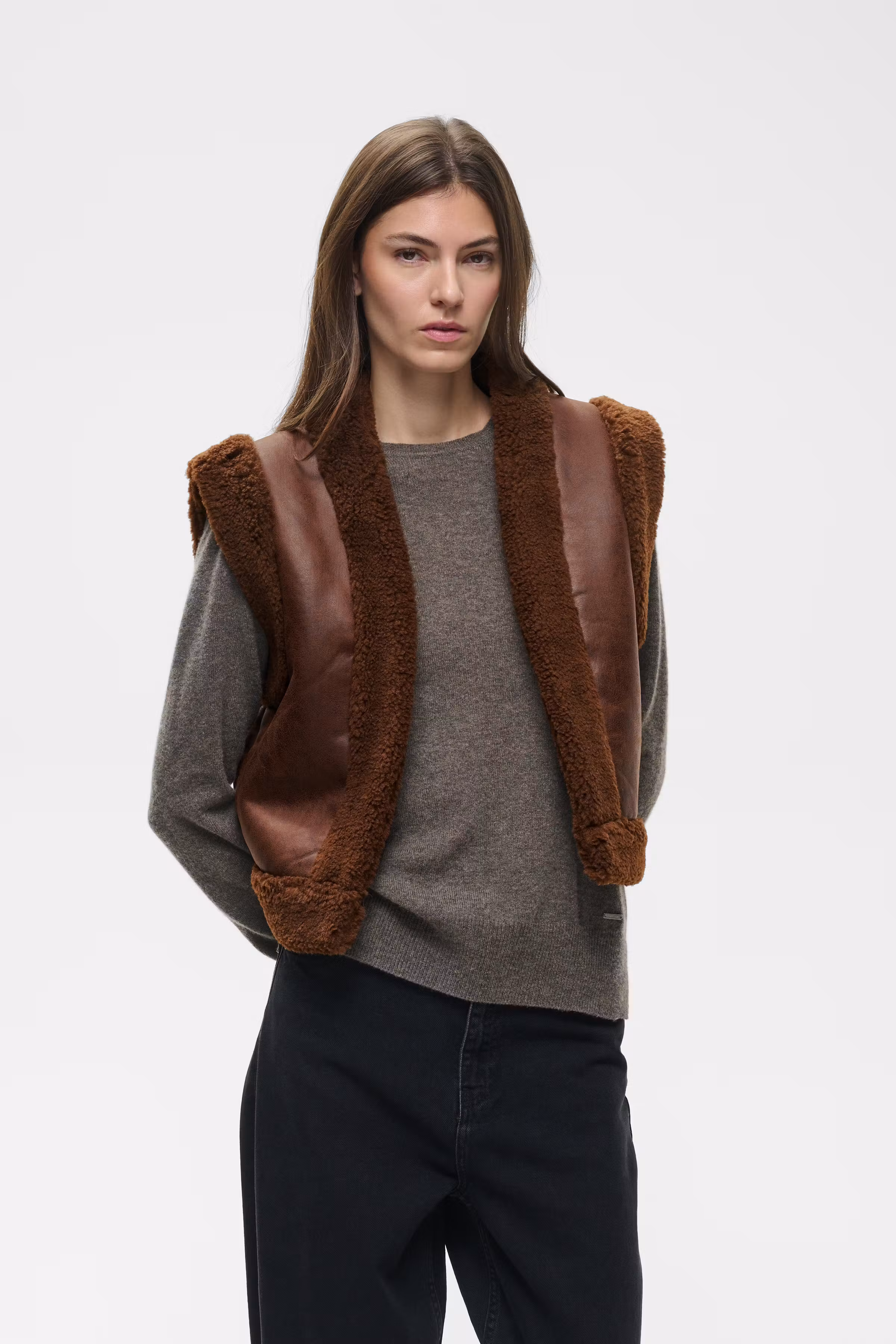 ZilaIW Teddyweste LOOKBOOK FRONT 30111363-191109