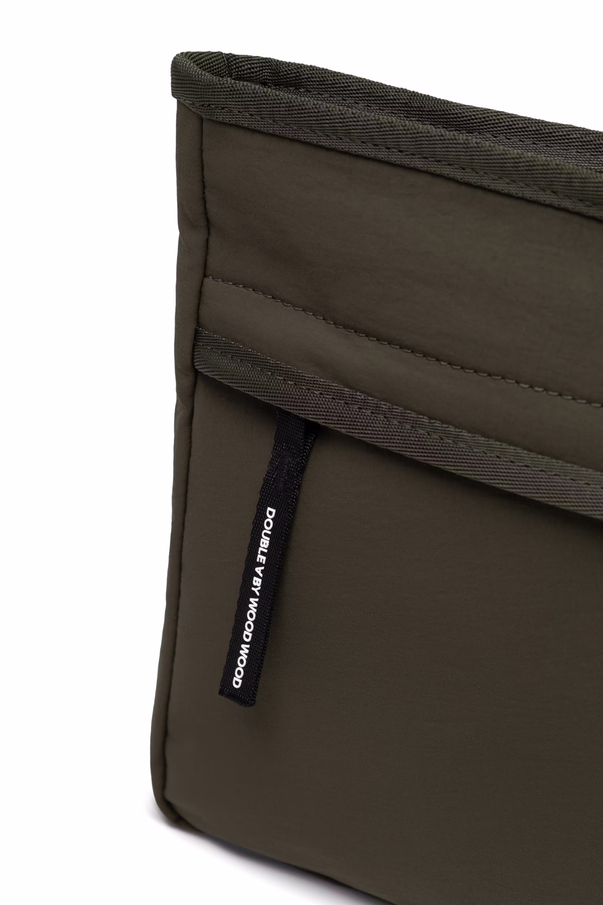 WWFlorian zijtas PACK DETAIL 30251922-190511