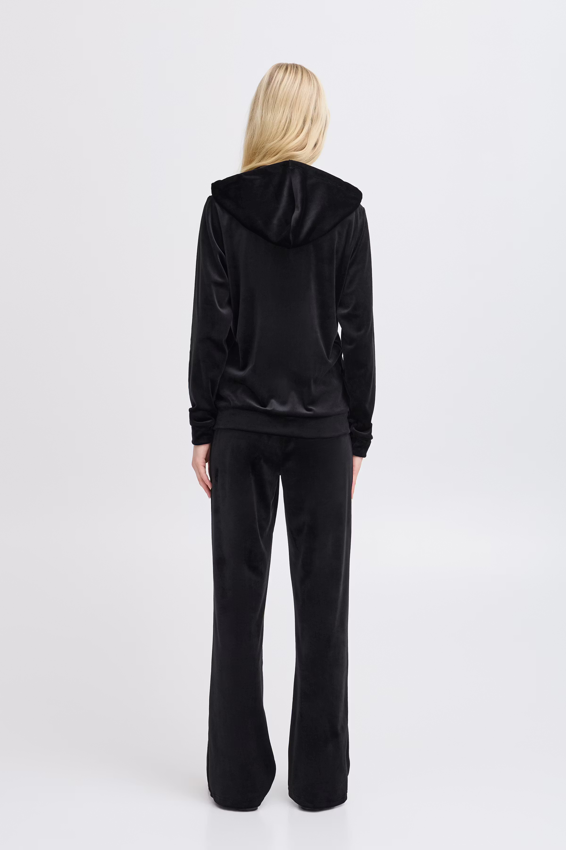 MitzaBY Velours set LOOKBOOK BACK 20810786-200451