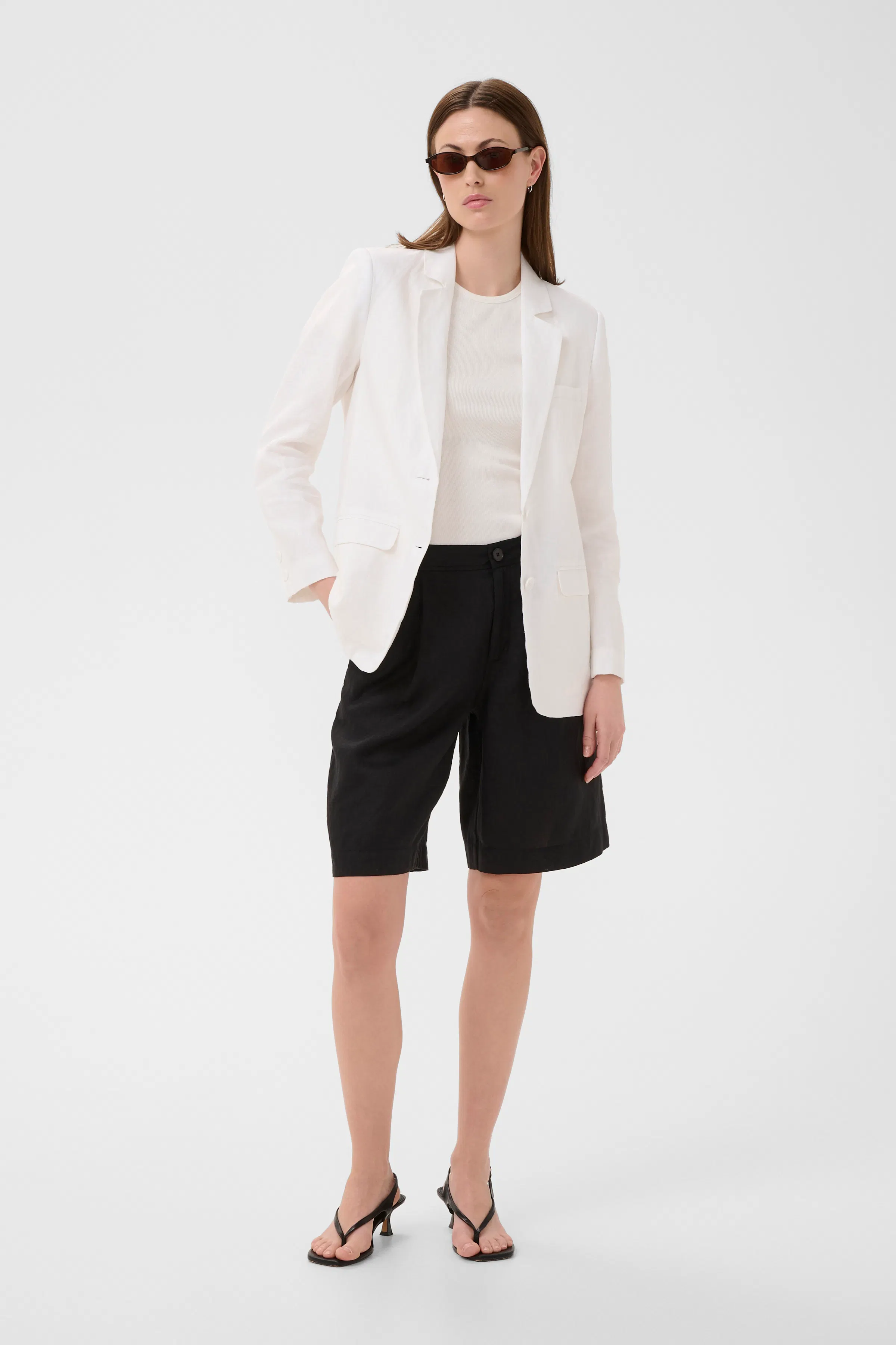 NyanPW Linen Blazer LOOKBOOK FRONT 30309561-110601