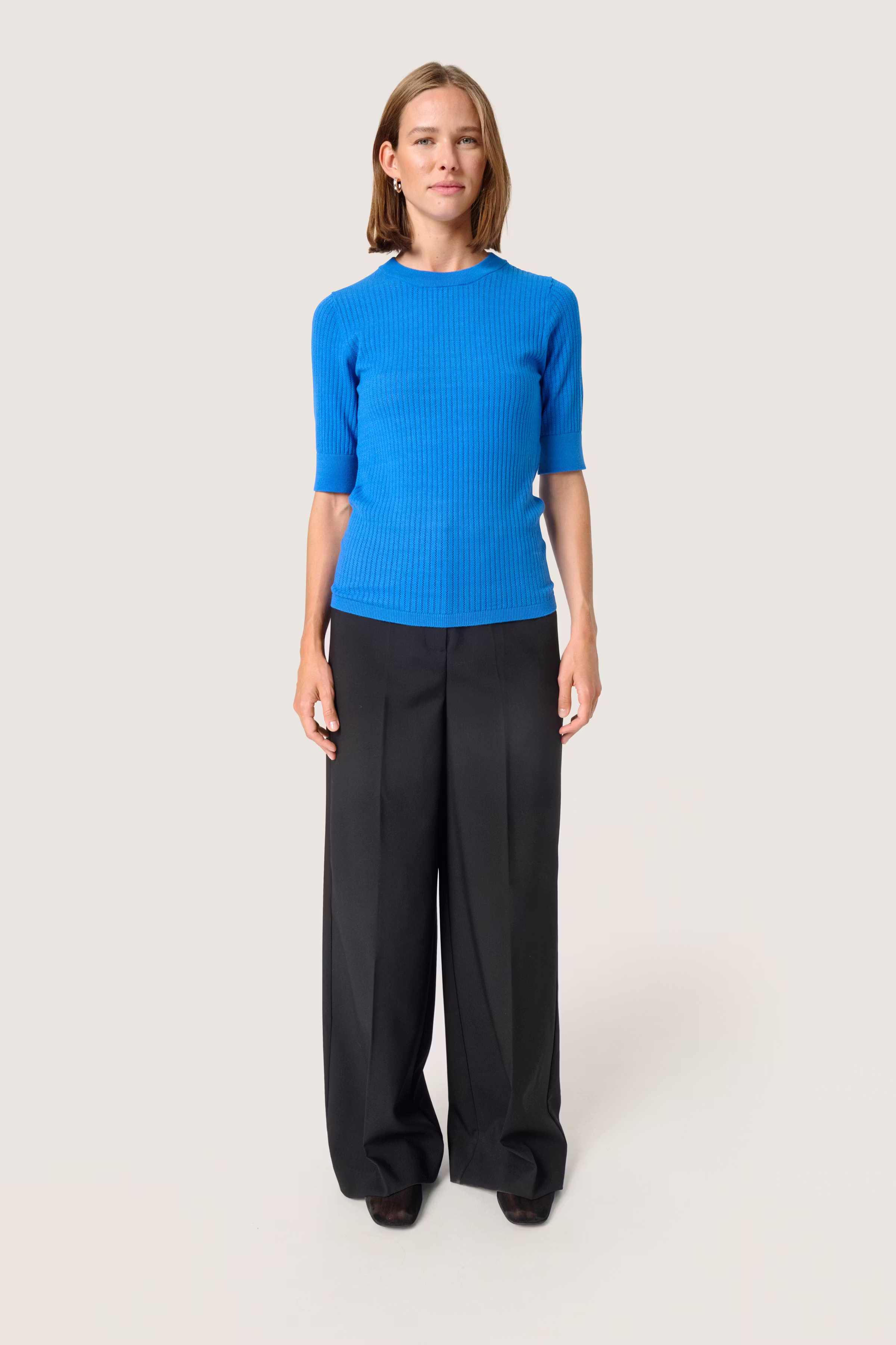 SLSpina Pullover LOOKBOOK FRONT 30407185-184043