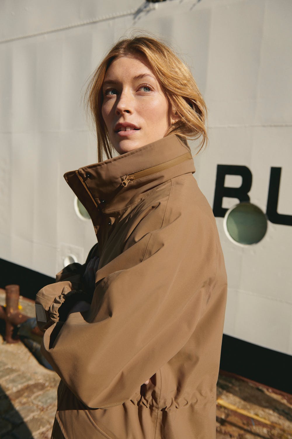 CappellePW Mantel LOCATION NONE 30308254-181022