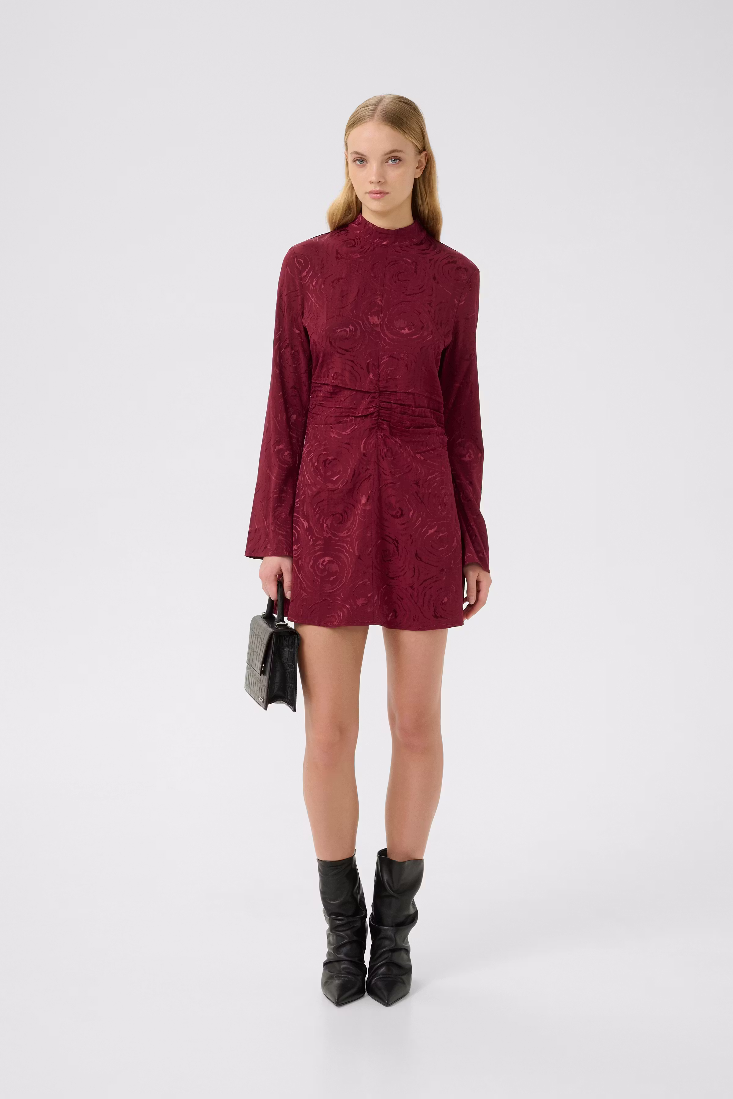 GZrosia Klänning LOOKBOOK FRONT 10910606-108290