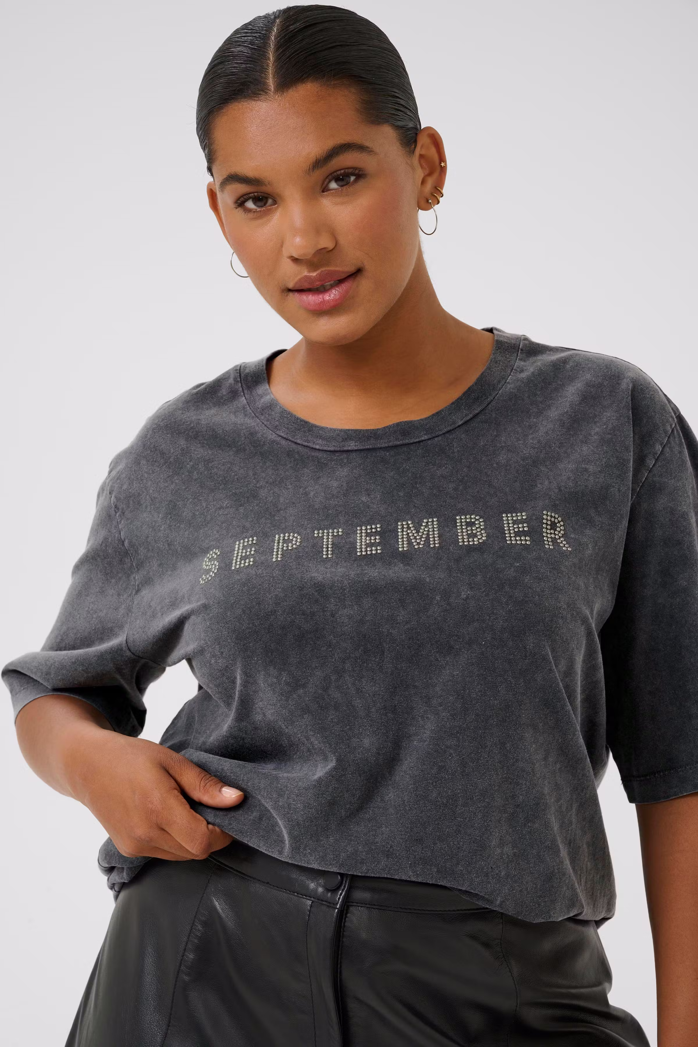 KCserina T-shirt LOOKBOOK DETAIL 10583679-108323