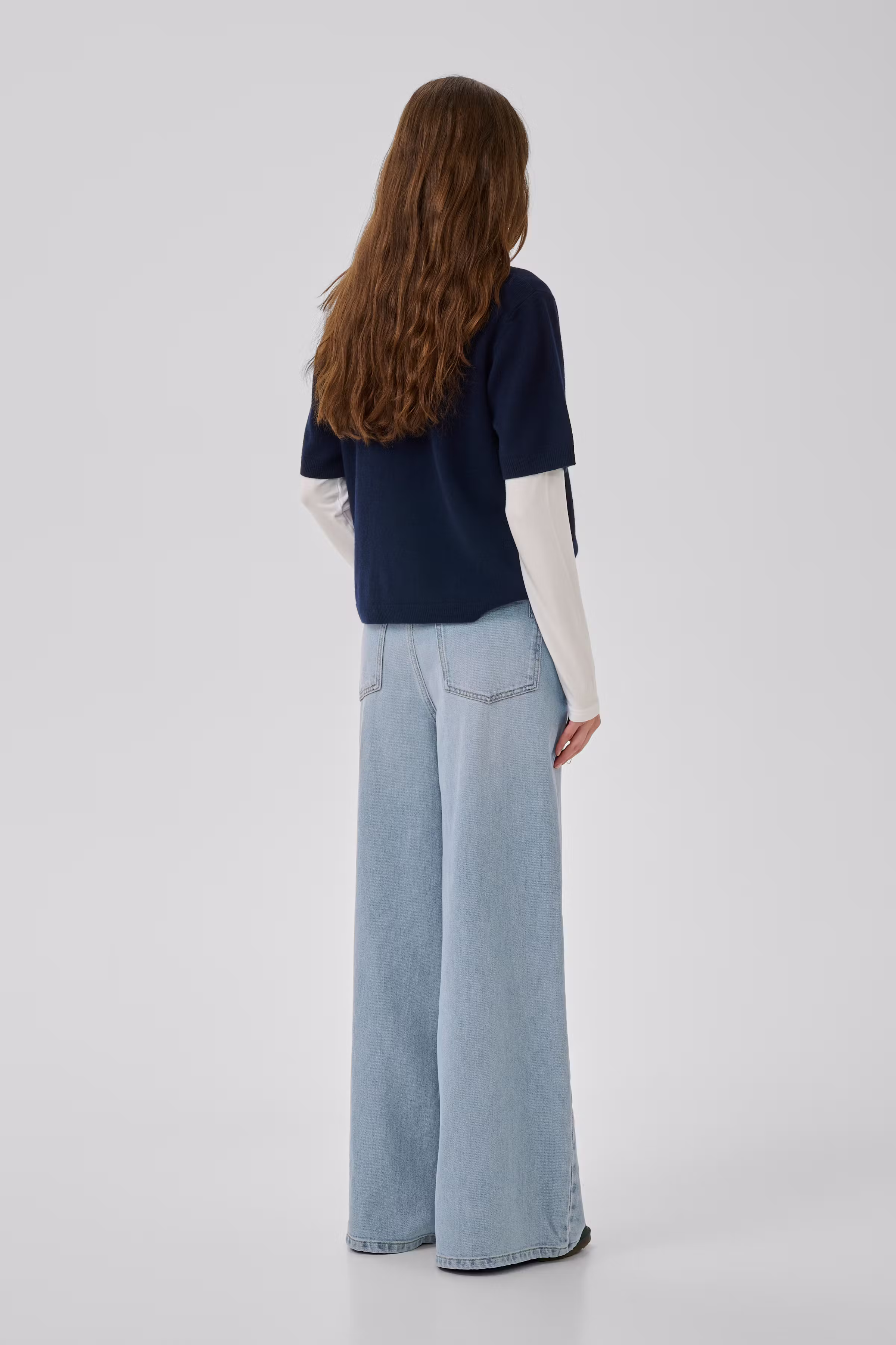 MWJessie Jeans LOOKBOOK BACK 10705478-100045