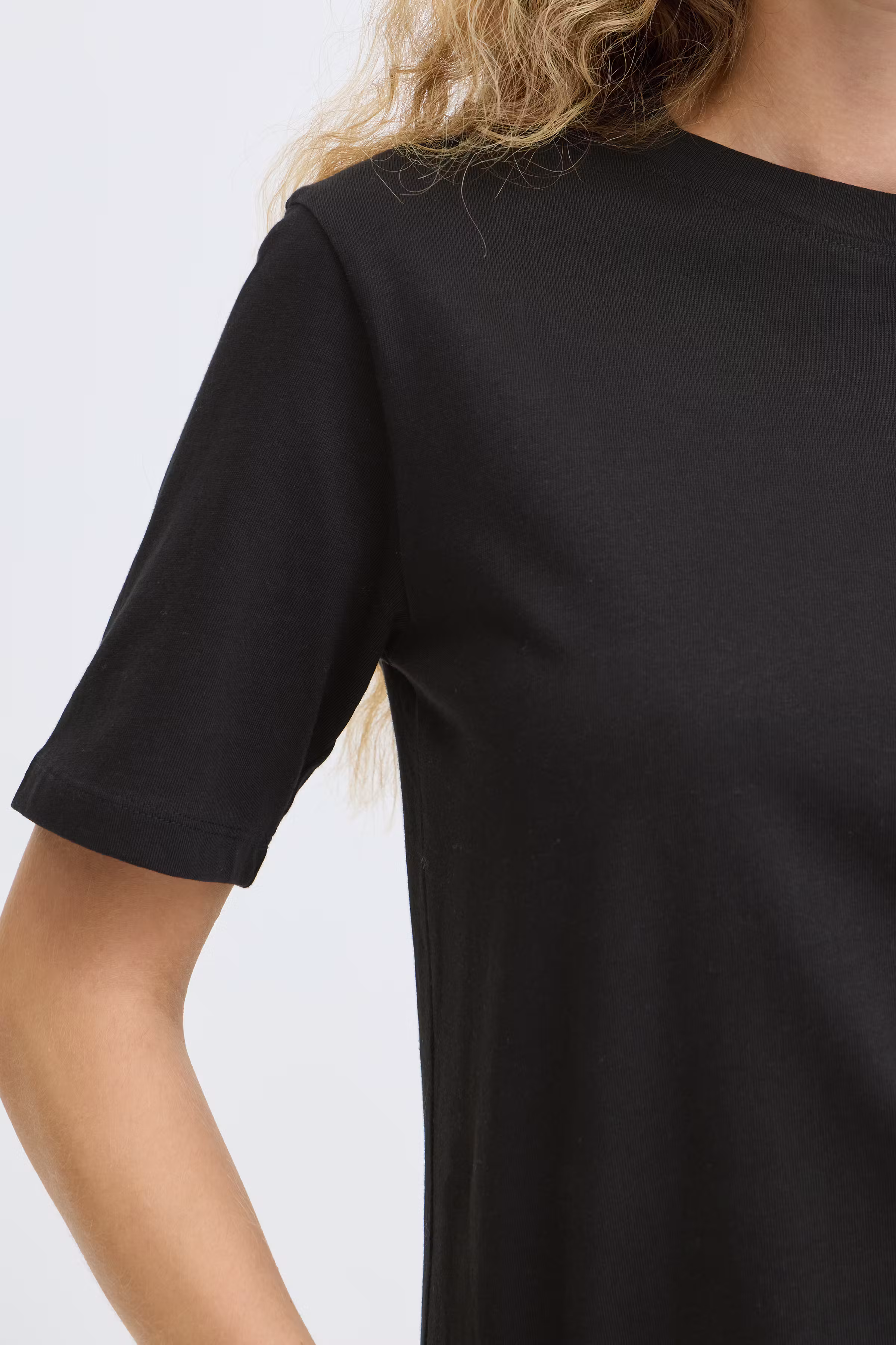 BYTROLLO T-shirt LOOKBOOK DETAIL 20814444-200451