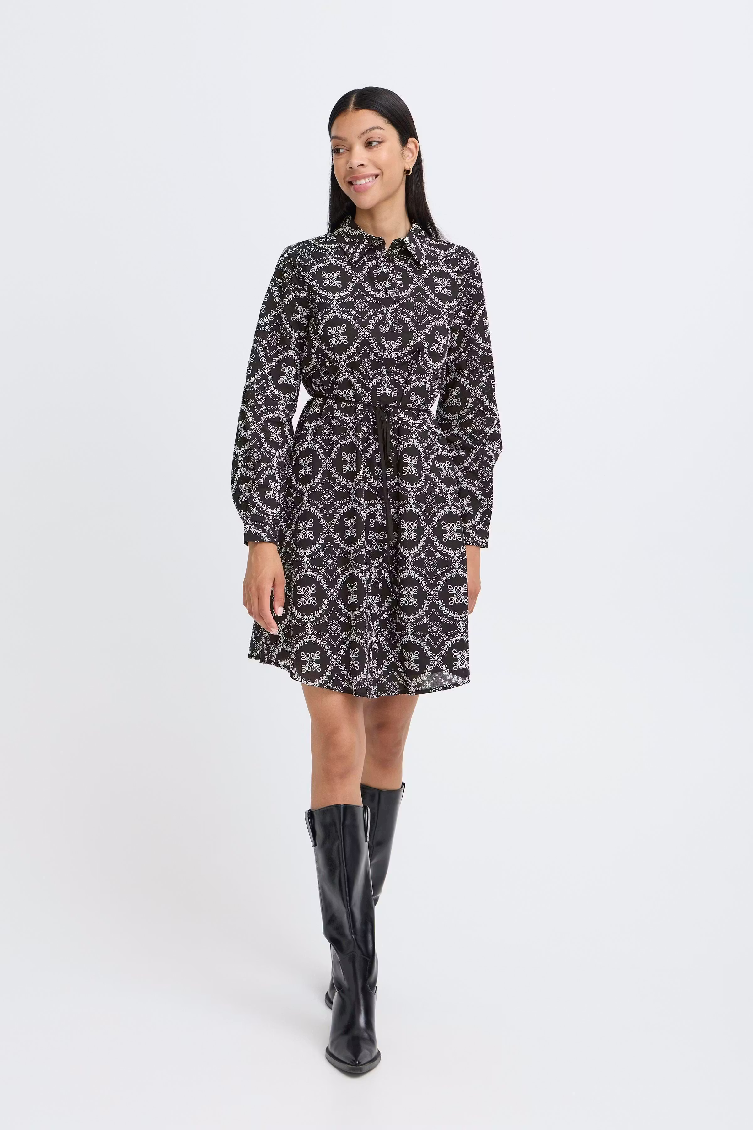 BYXHARMONIA Kjole LOOKBOOK FRONT 20818953-900008179