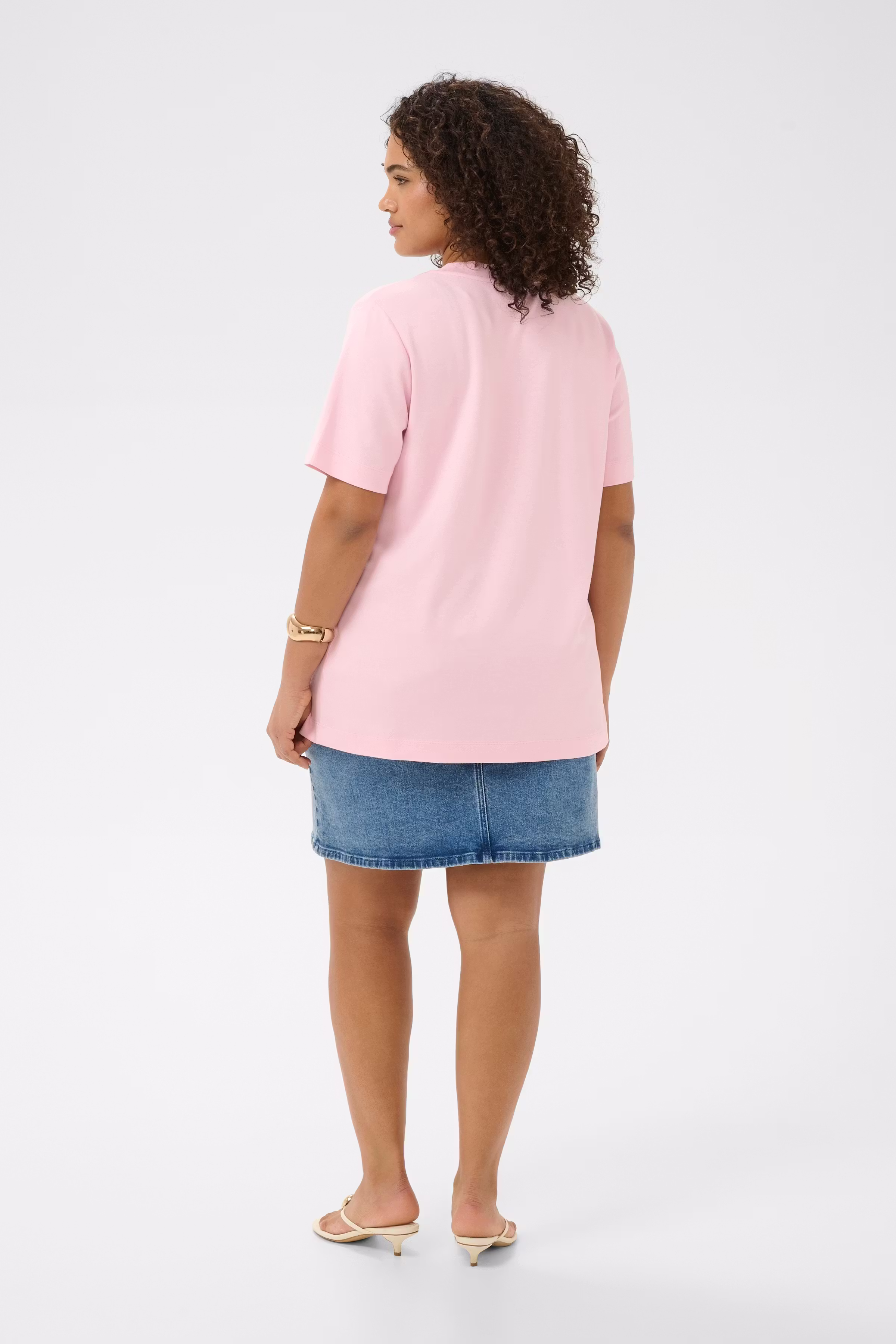 KCannia T-shirt LOOKBOOK BACK 10584207-132807