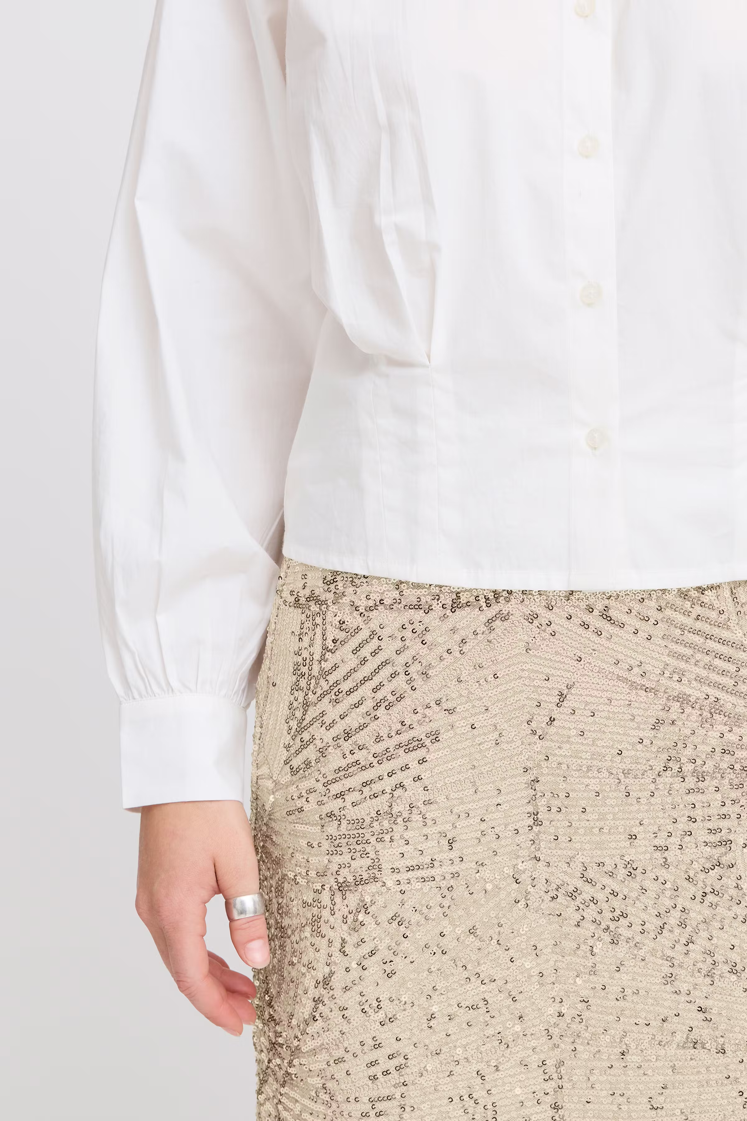 IHRUBINA Hemd LOOKBOOK DETAIL 20122206-114201