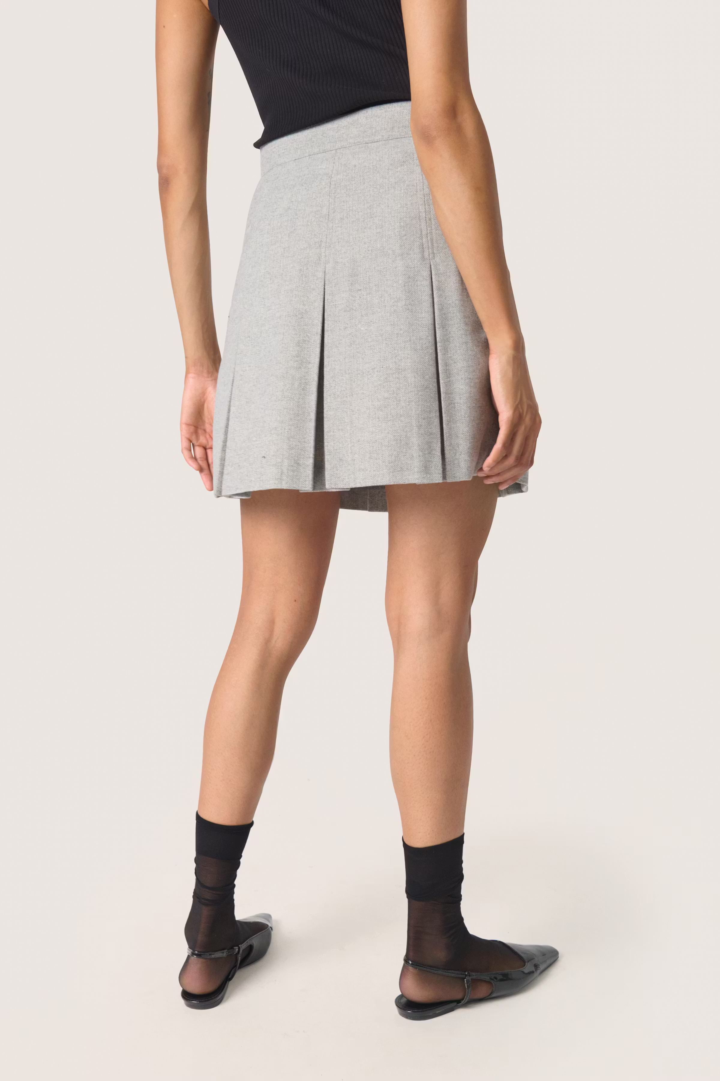 SLAugustina Skirt LOOKBOOK BACK 30407930-303359