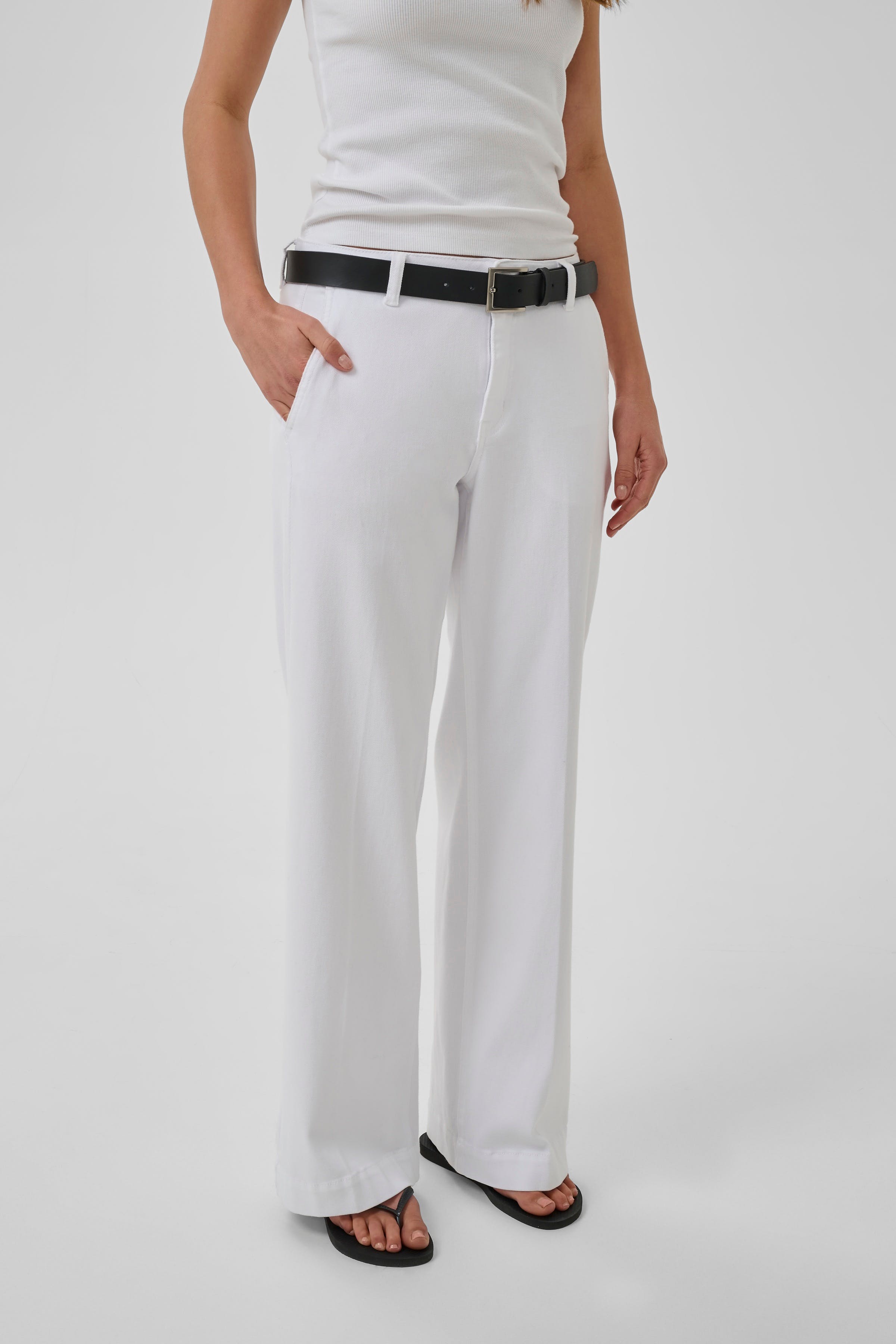 LaraMW Bukser LOOKBOOK FRONT 10705225-110601