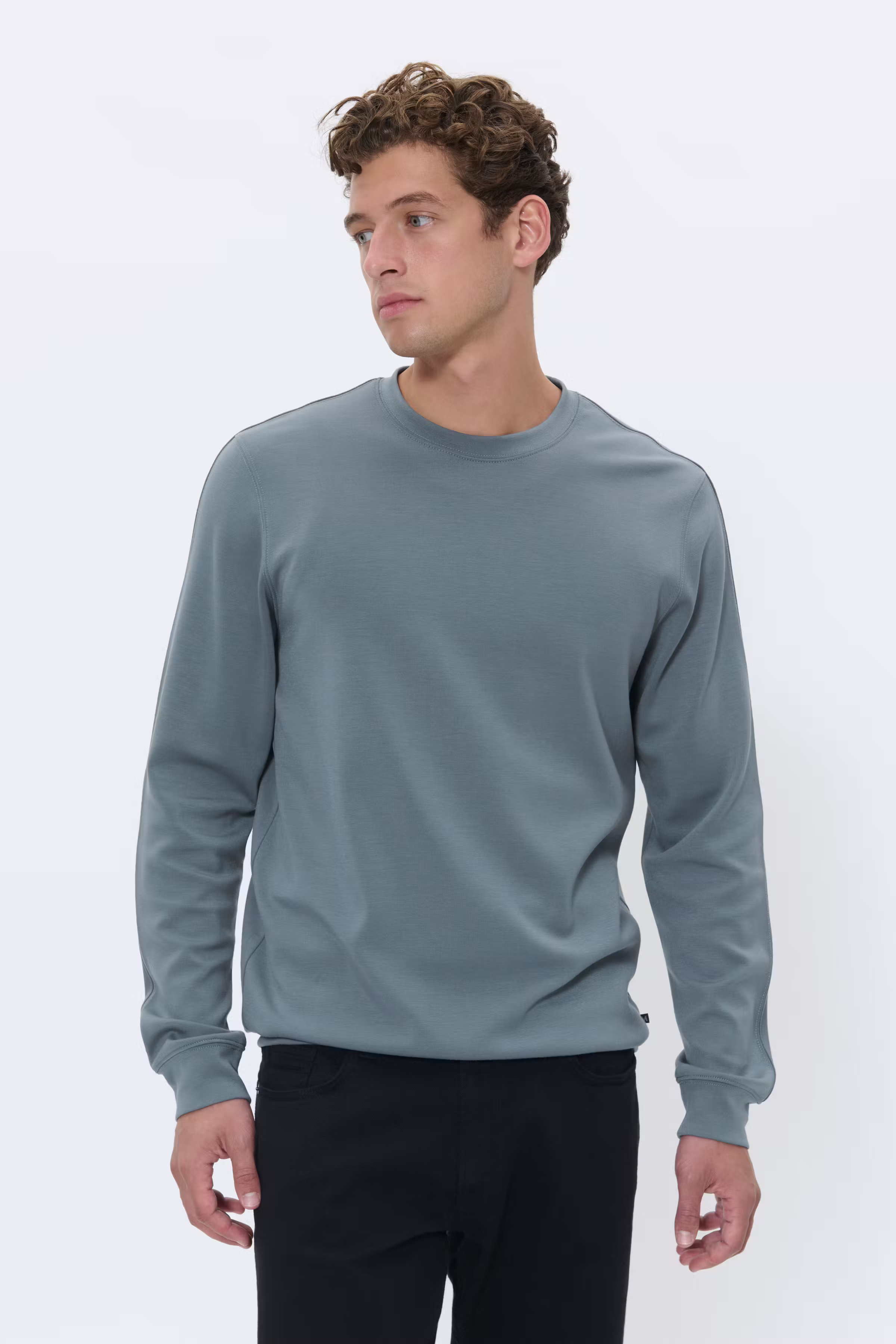 MAharry Pullover LOOKBOOK FRONT 30206535-184214