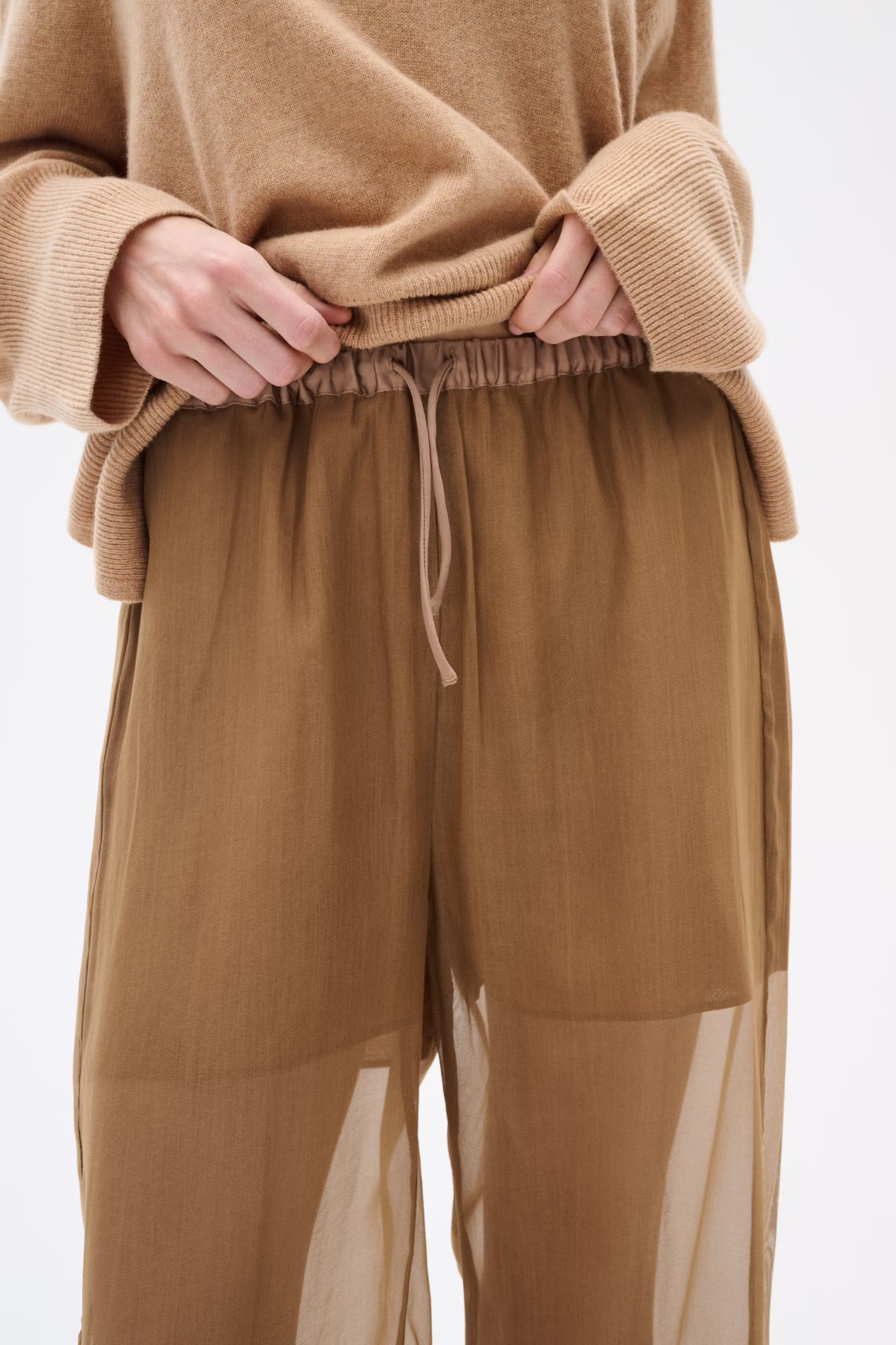 CorelleIW Bukser LOOKBOOK FRONT 30110253-181050