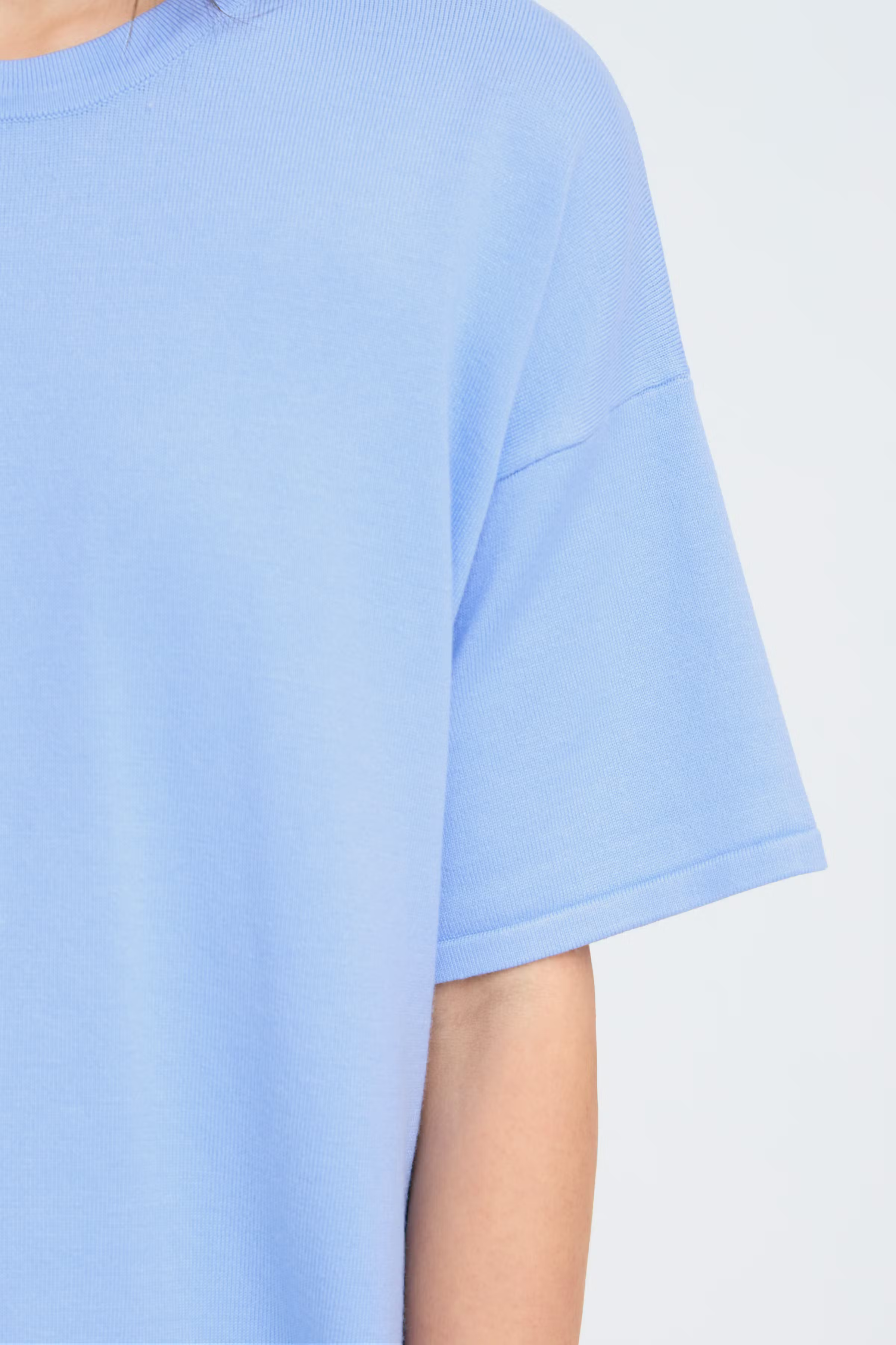 IHLULS Pullover LOOKBOOK DETAIL 20125817-153932