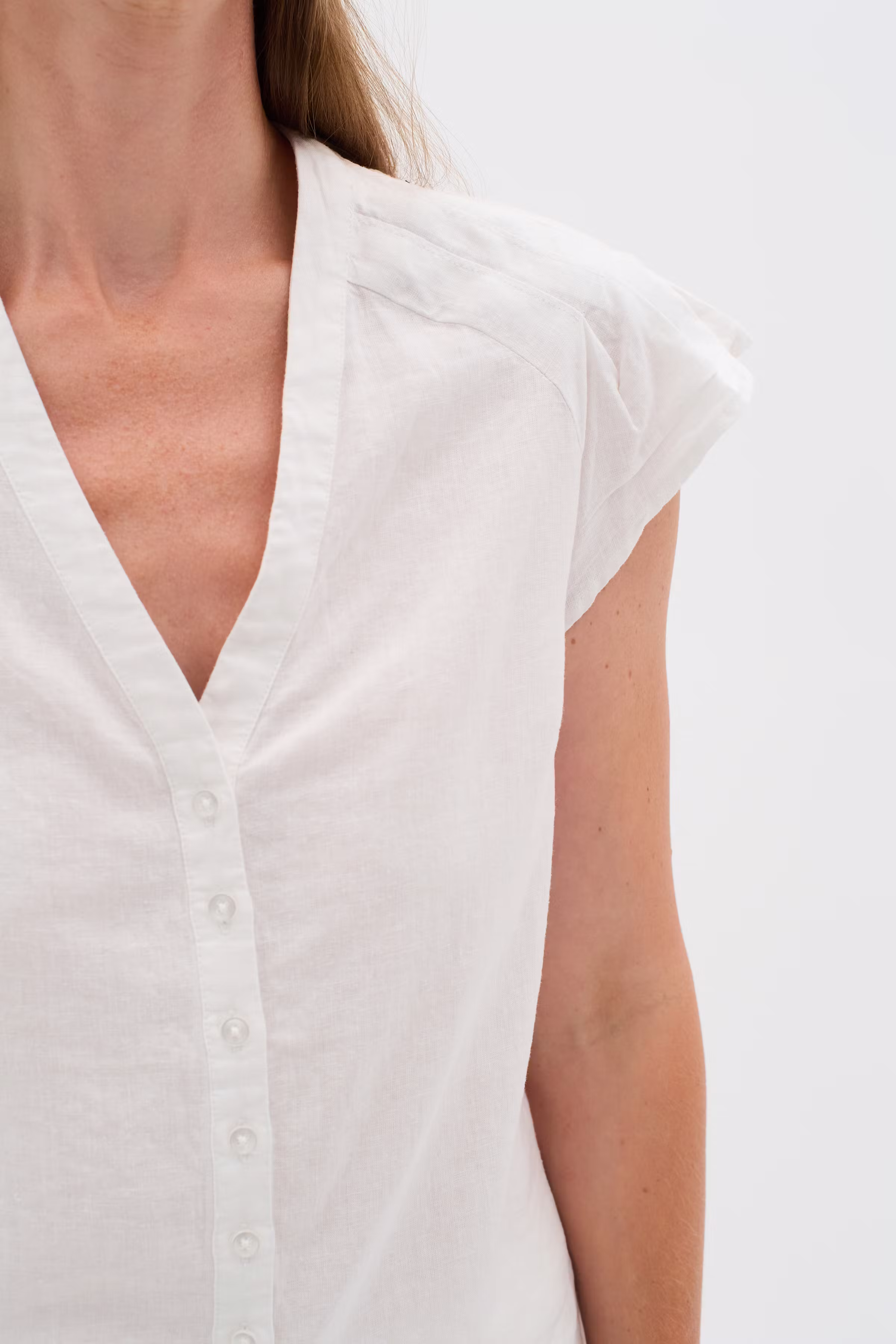 FaridaIW Linne Top LOOKBOOK DETAIL 30110435-300001